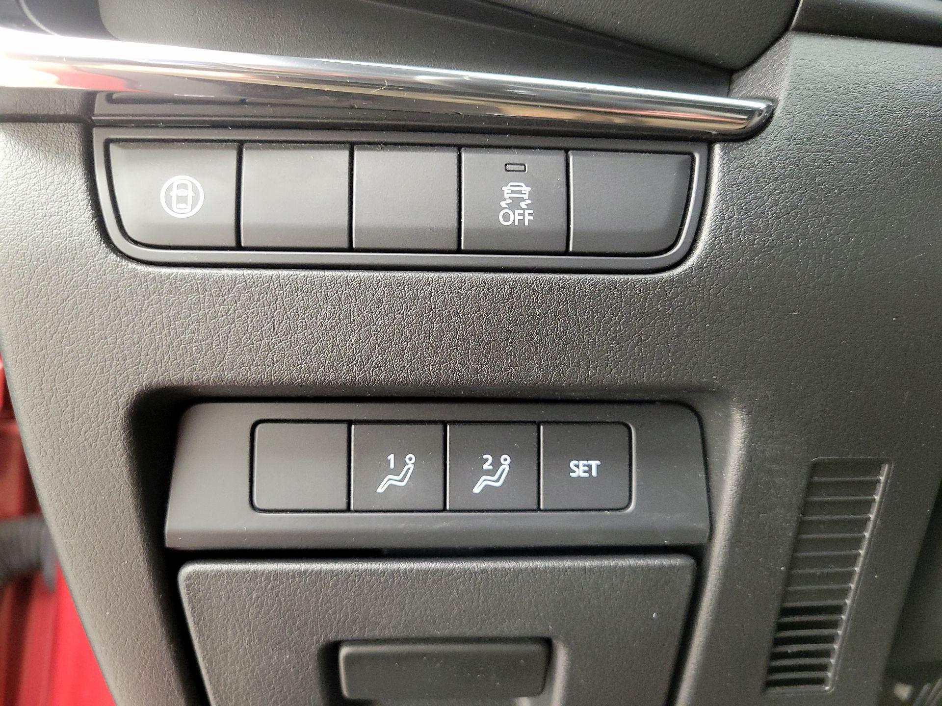 Thumbnail: 2019 Mazda Mazda3 - 13