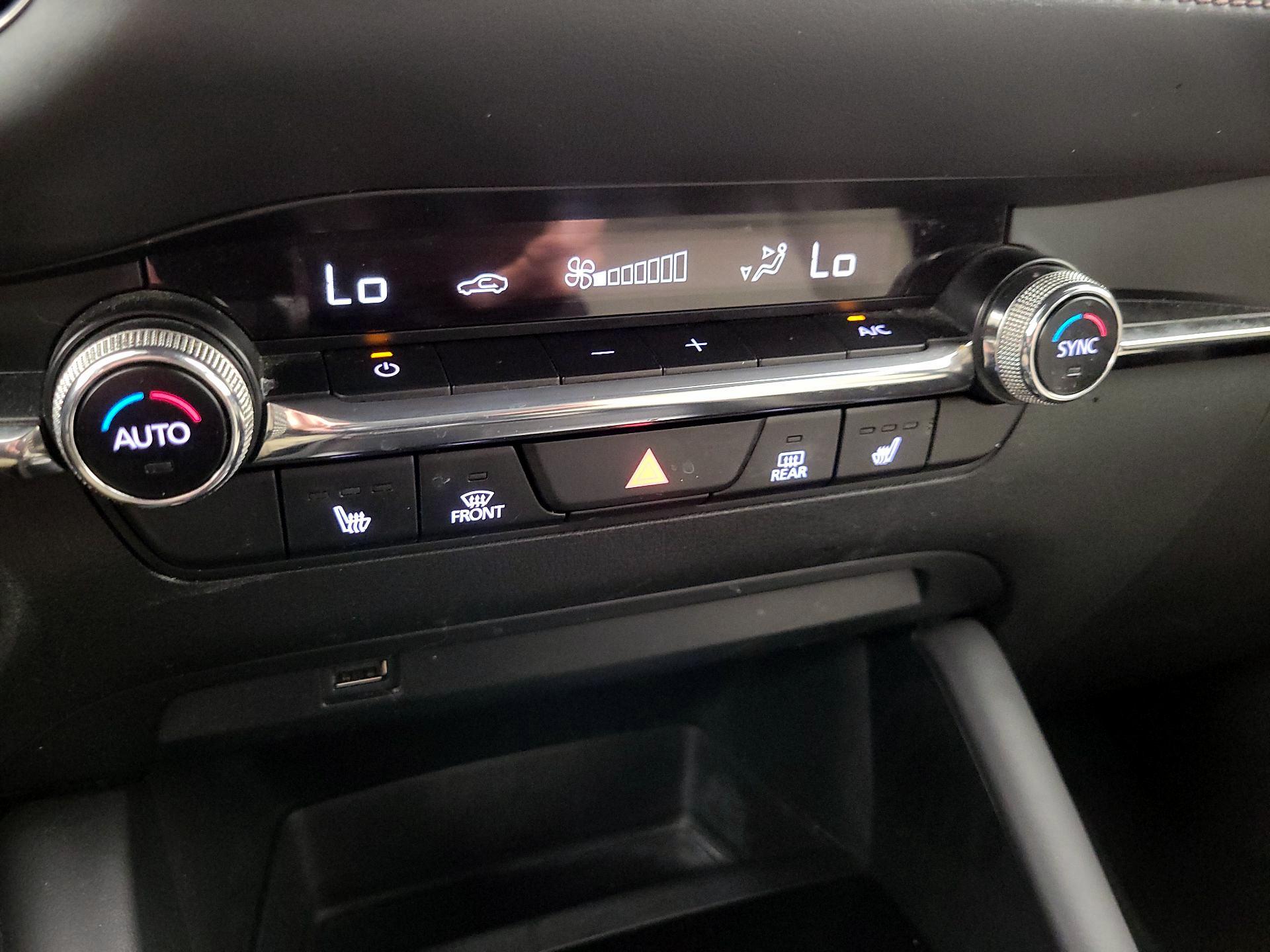 Thumbnail: 2019 Mazda Mazda3 - 16