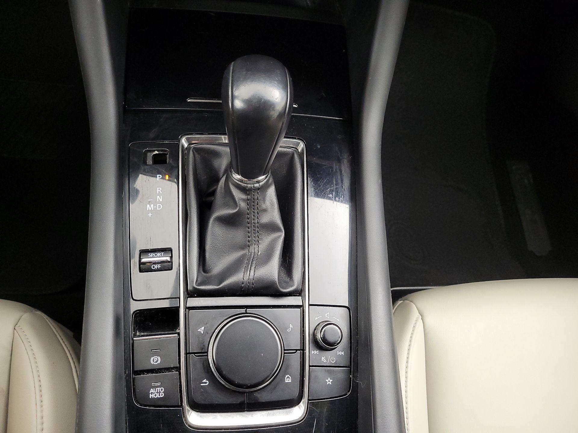 Thumbnail: 2019 Mazda Mazda3 - 17