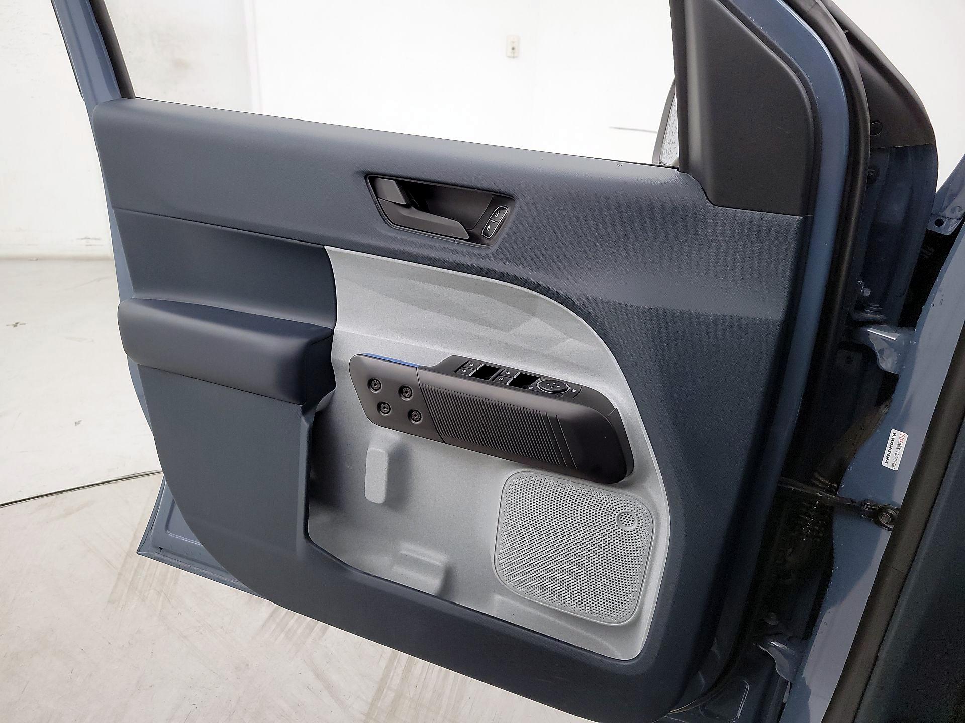 Thumbnail: 2025 Ford Maverick - 12