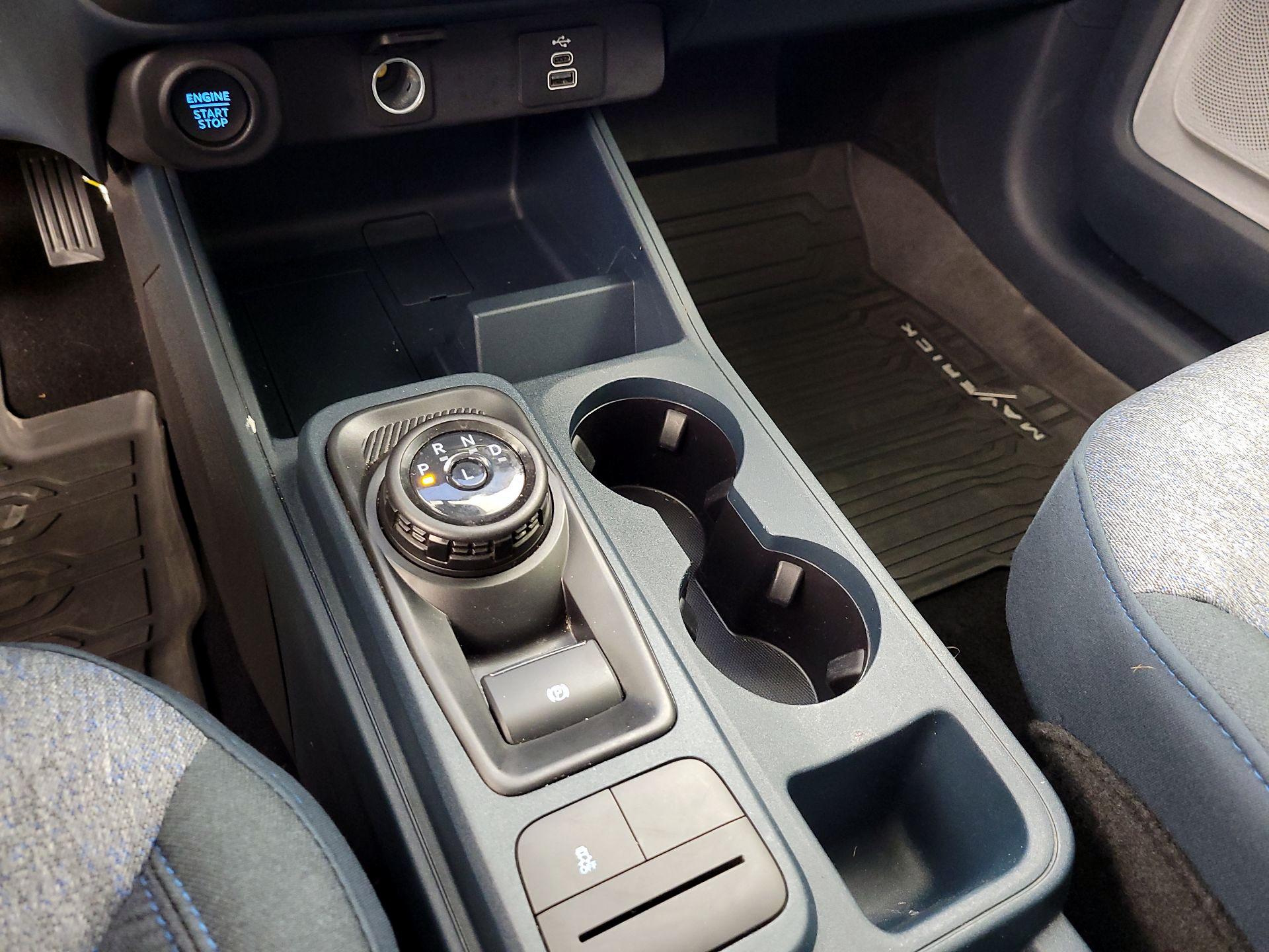 Thumbnail: 2025 Ford Maverick - 17