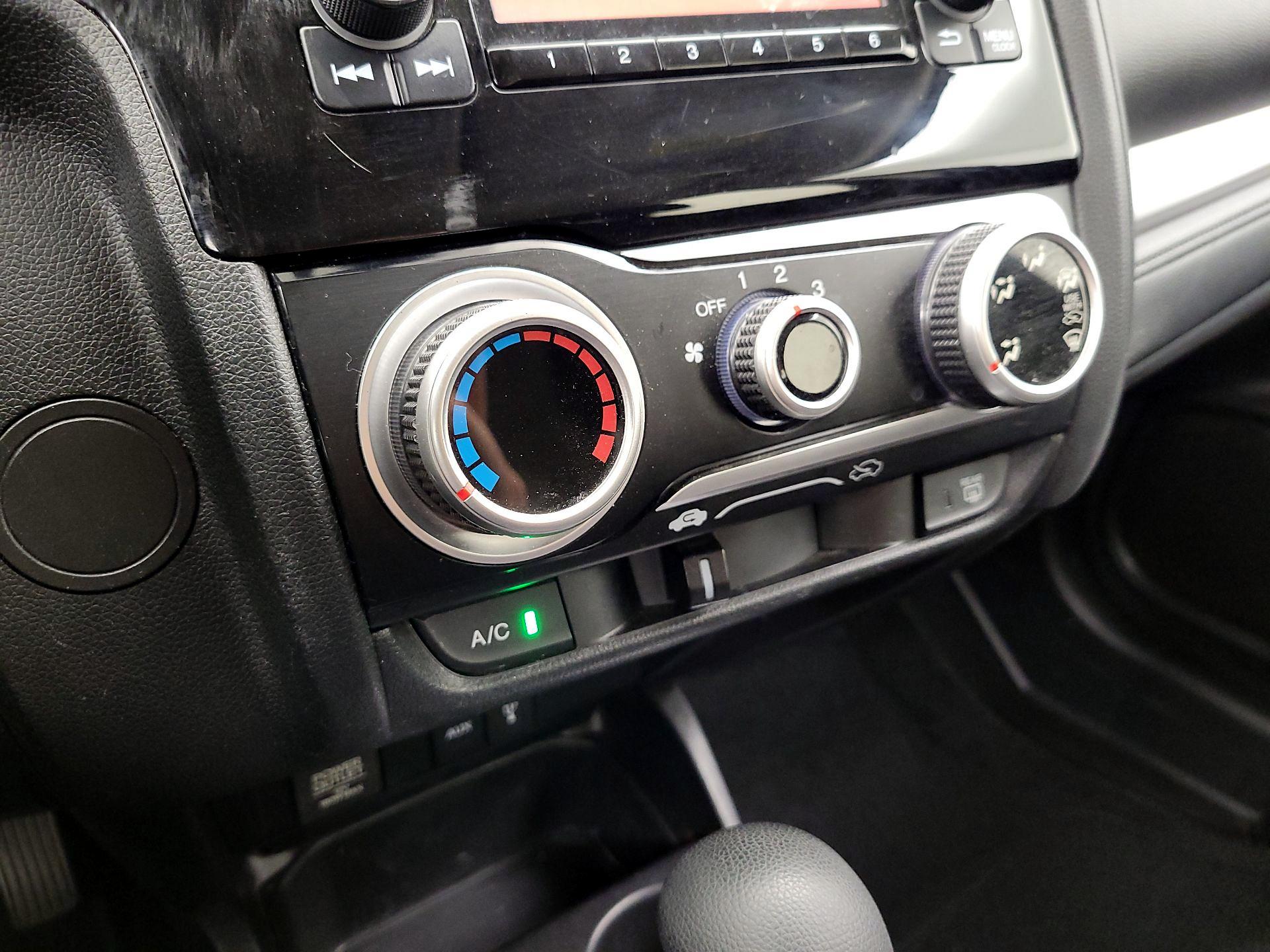 Thumbnail: 2016 Honda Fit - 14