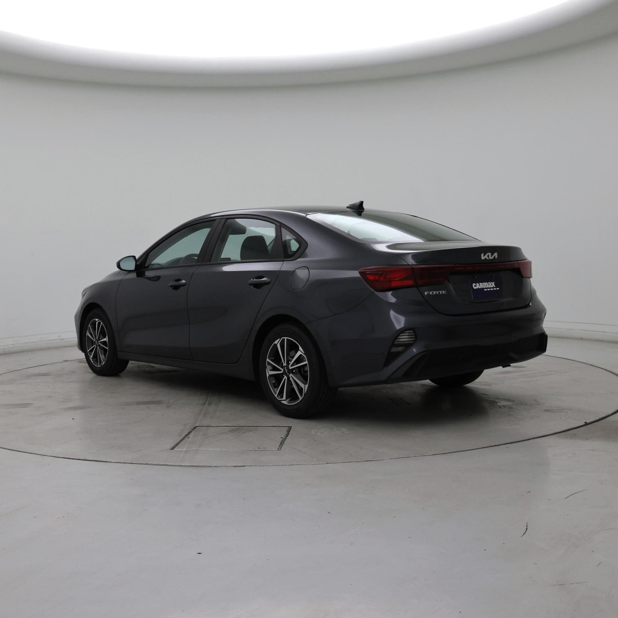Thumbnail: 2023 Kia Forte - 2