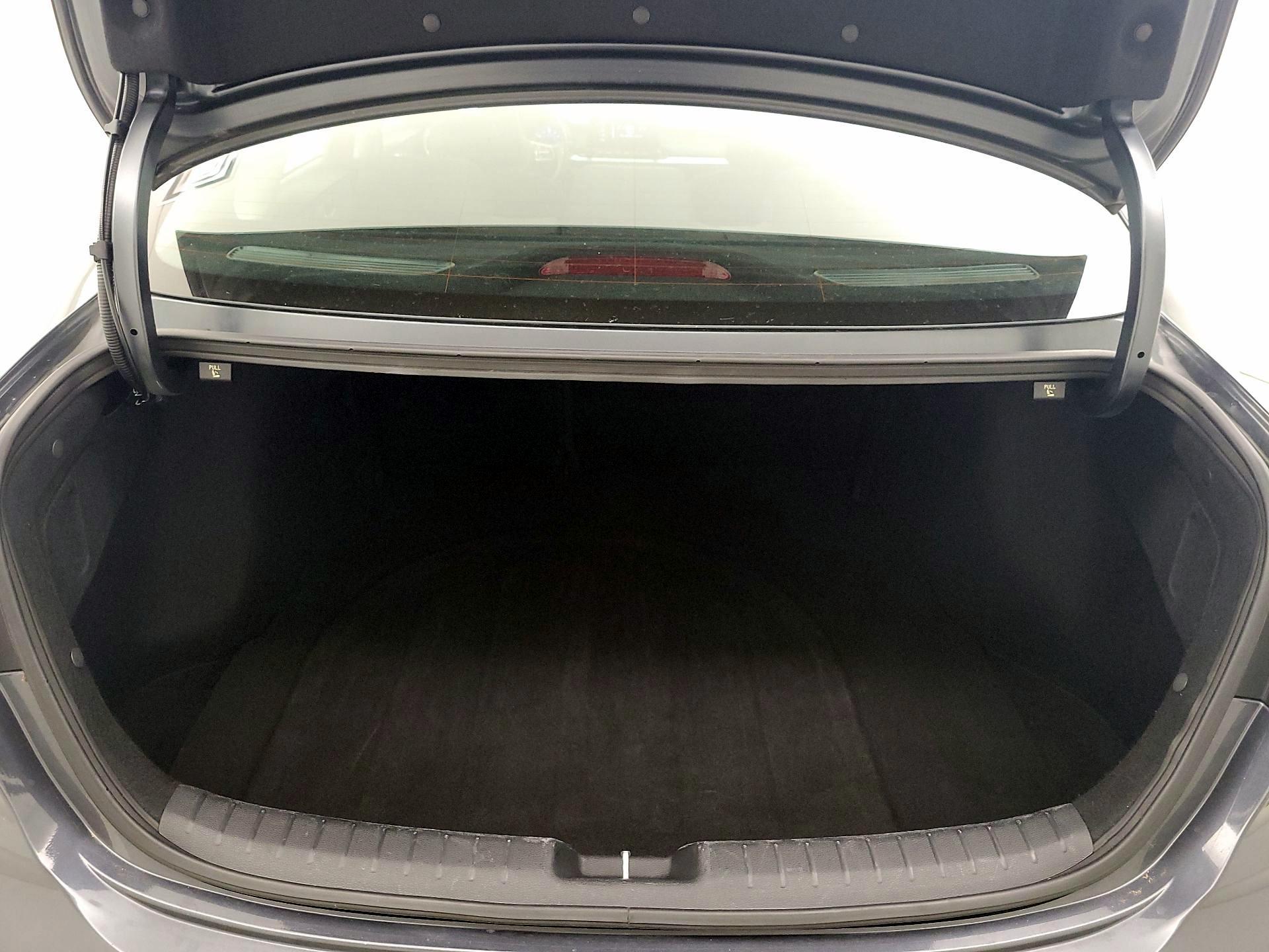 Thumbnail: 2023 Kia Forte - 20