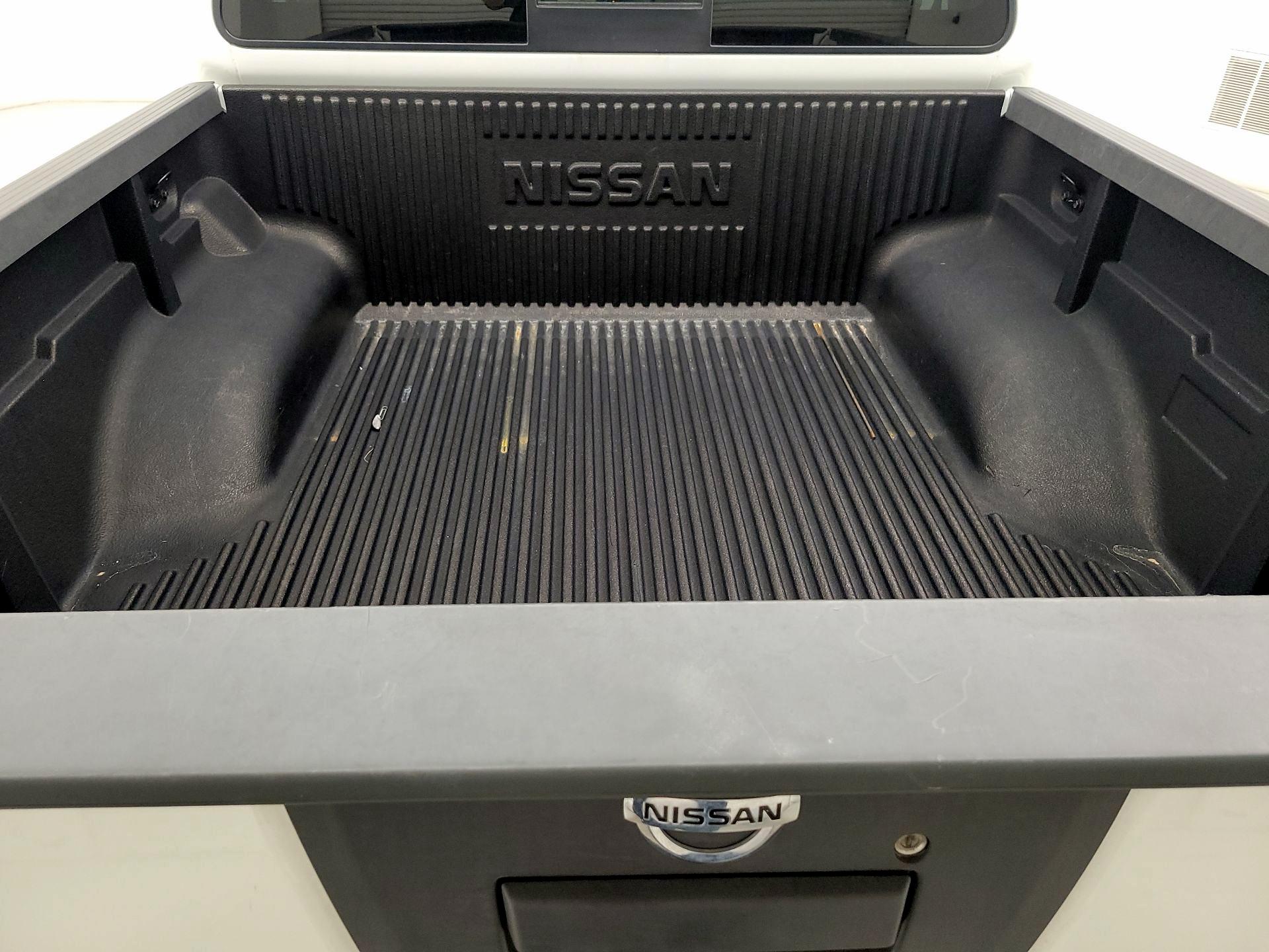 Thumbnail: 2019 Nissan Frontier - 16