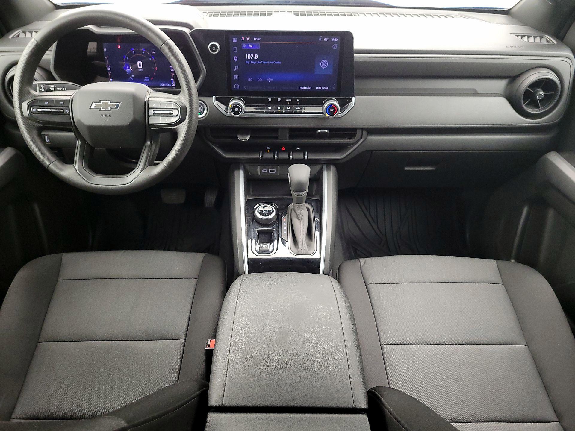 Thumbnail: 2023 Chevrolet Colorado - 9