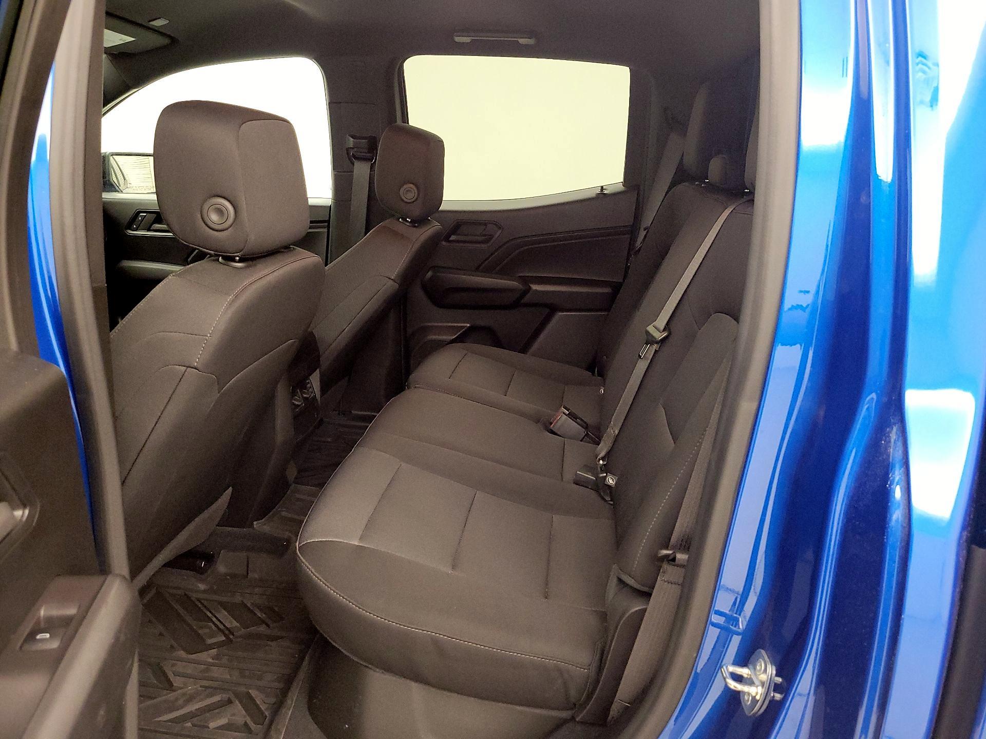 Thumbnail: 2023 Chevrolet Colorado - 19