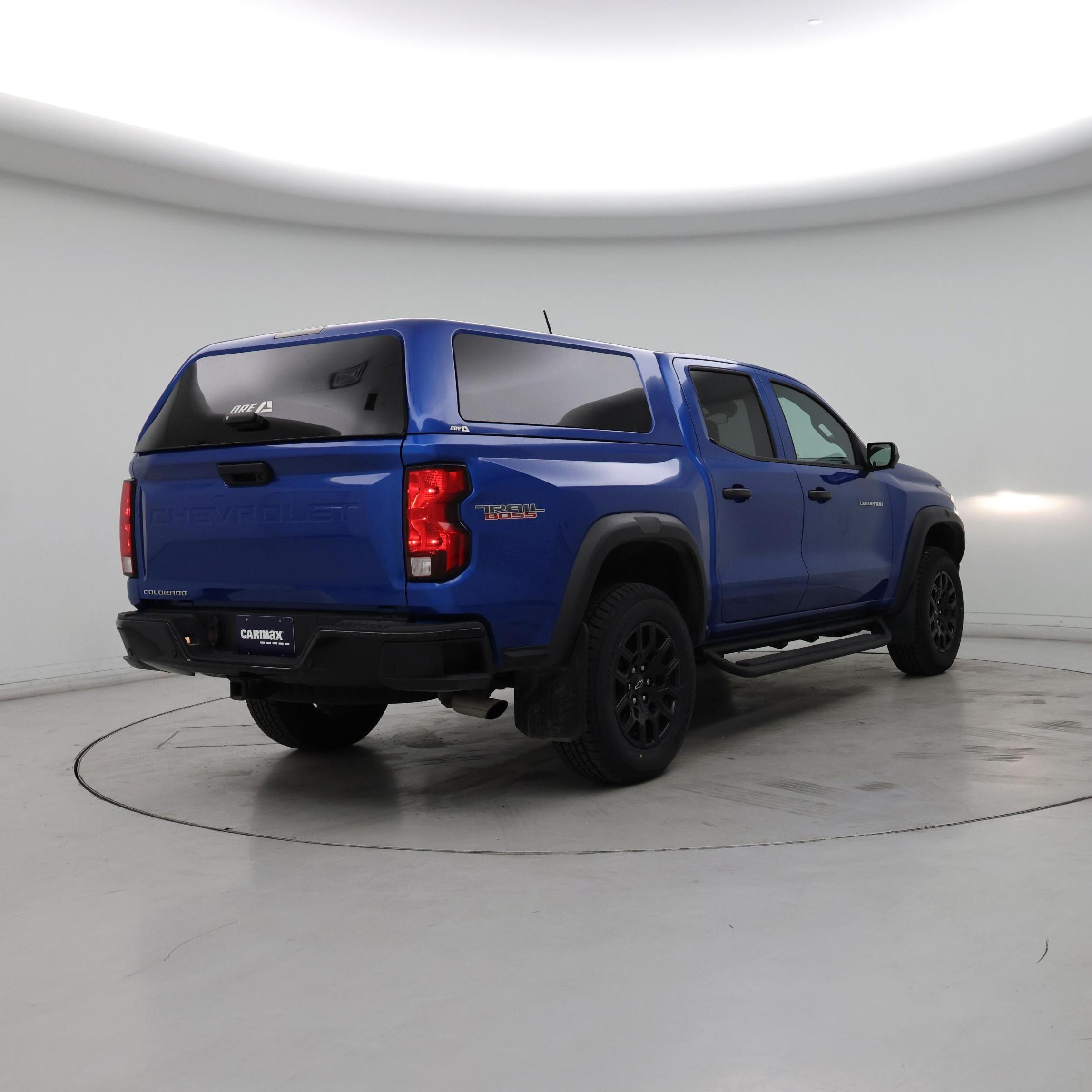 Thumbnail: 2023 Chevrolet Colorado - 8