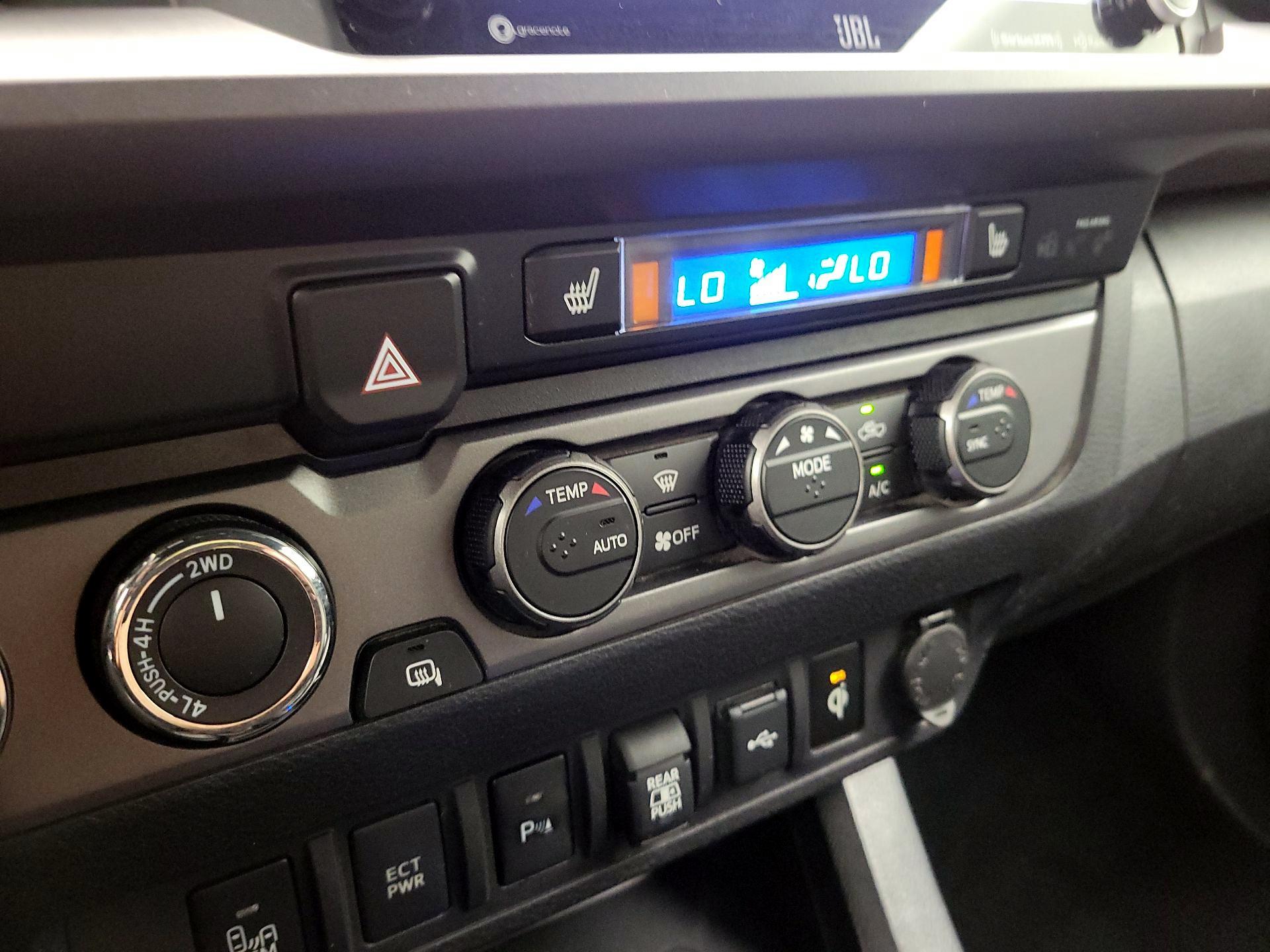 Thumbnail: 2020 Toyota Tacoma - 14