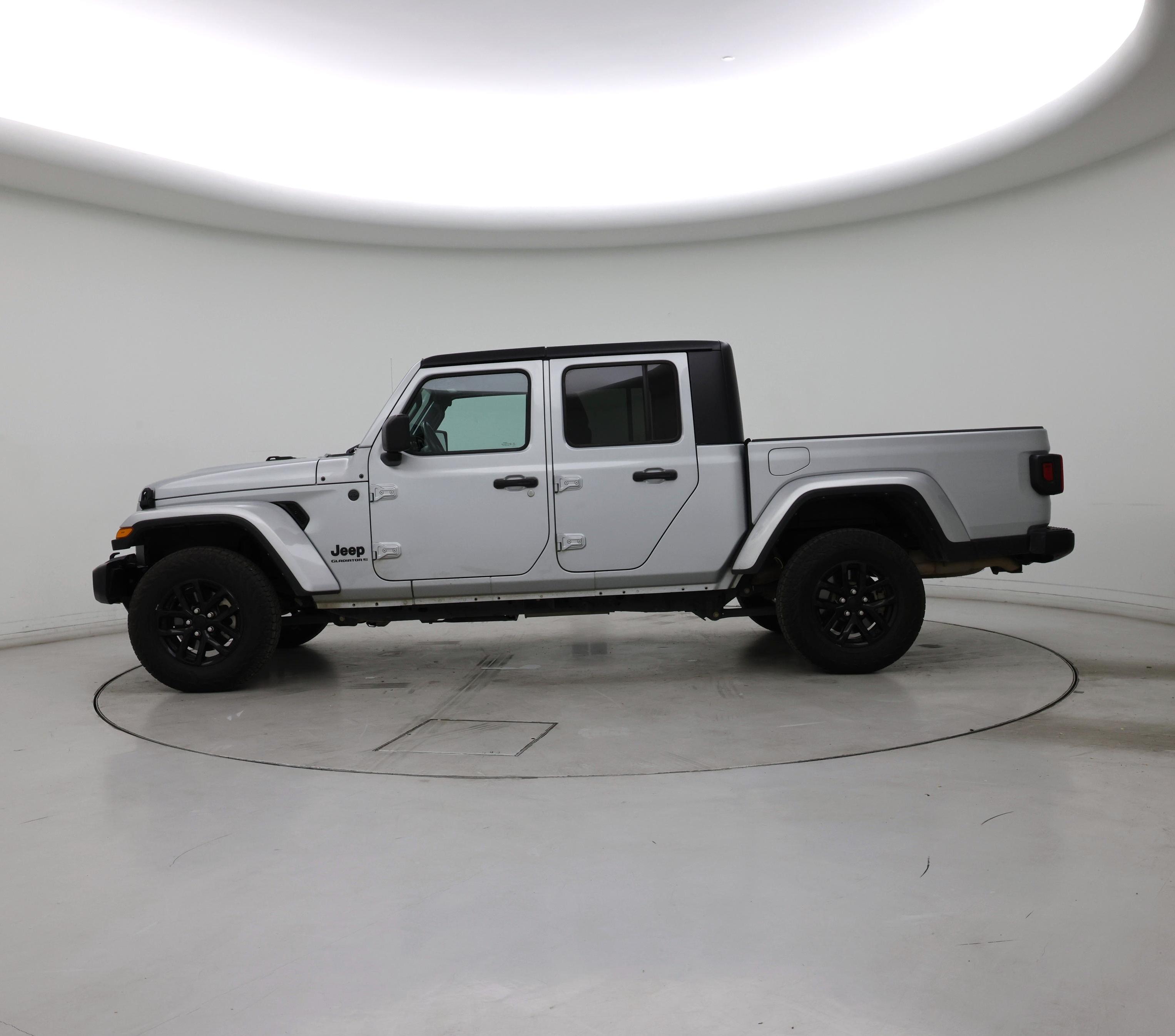 Thumbnail: 2023 Jeep Gladiator - 3