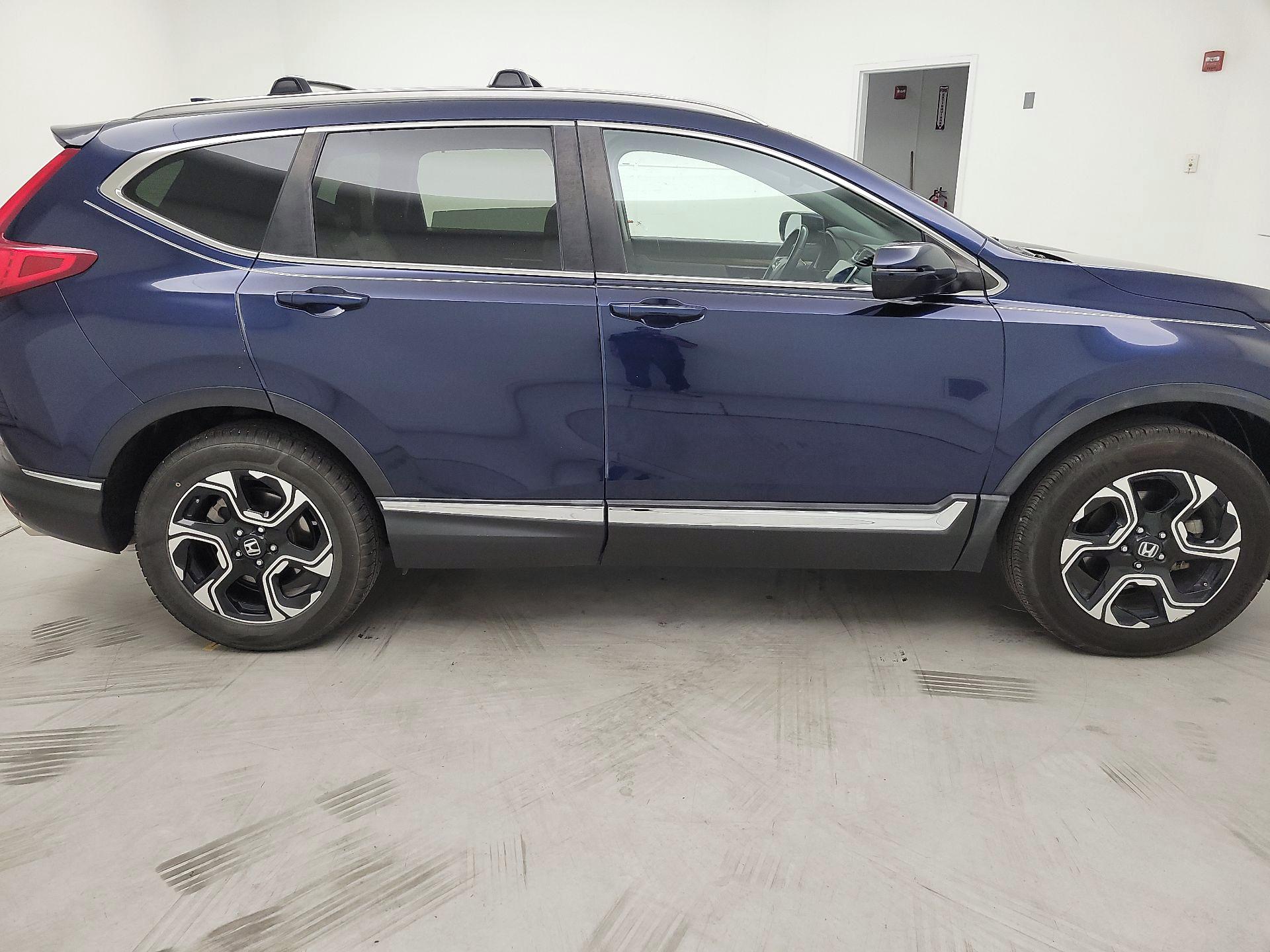 Thumbnail: 2017 Honda CR-V - 4