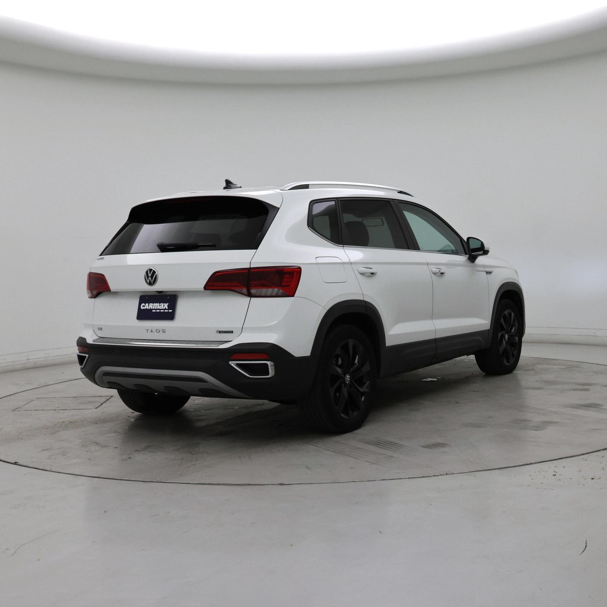 Thumbnail: 2022 Volkswagen Taos - 8