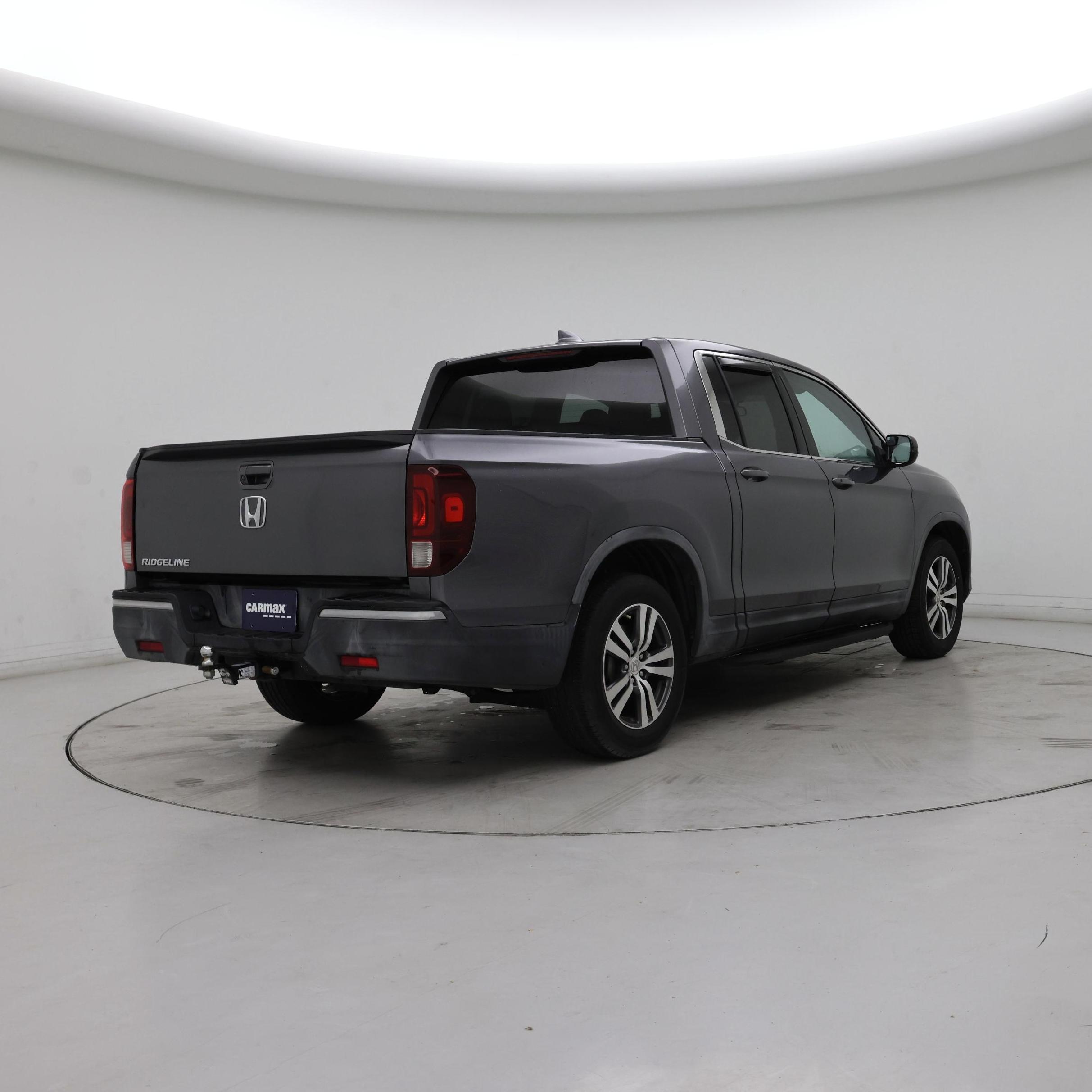 Thumbnail: 2017 Honda Ridgeline - 8