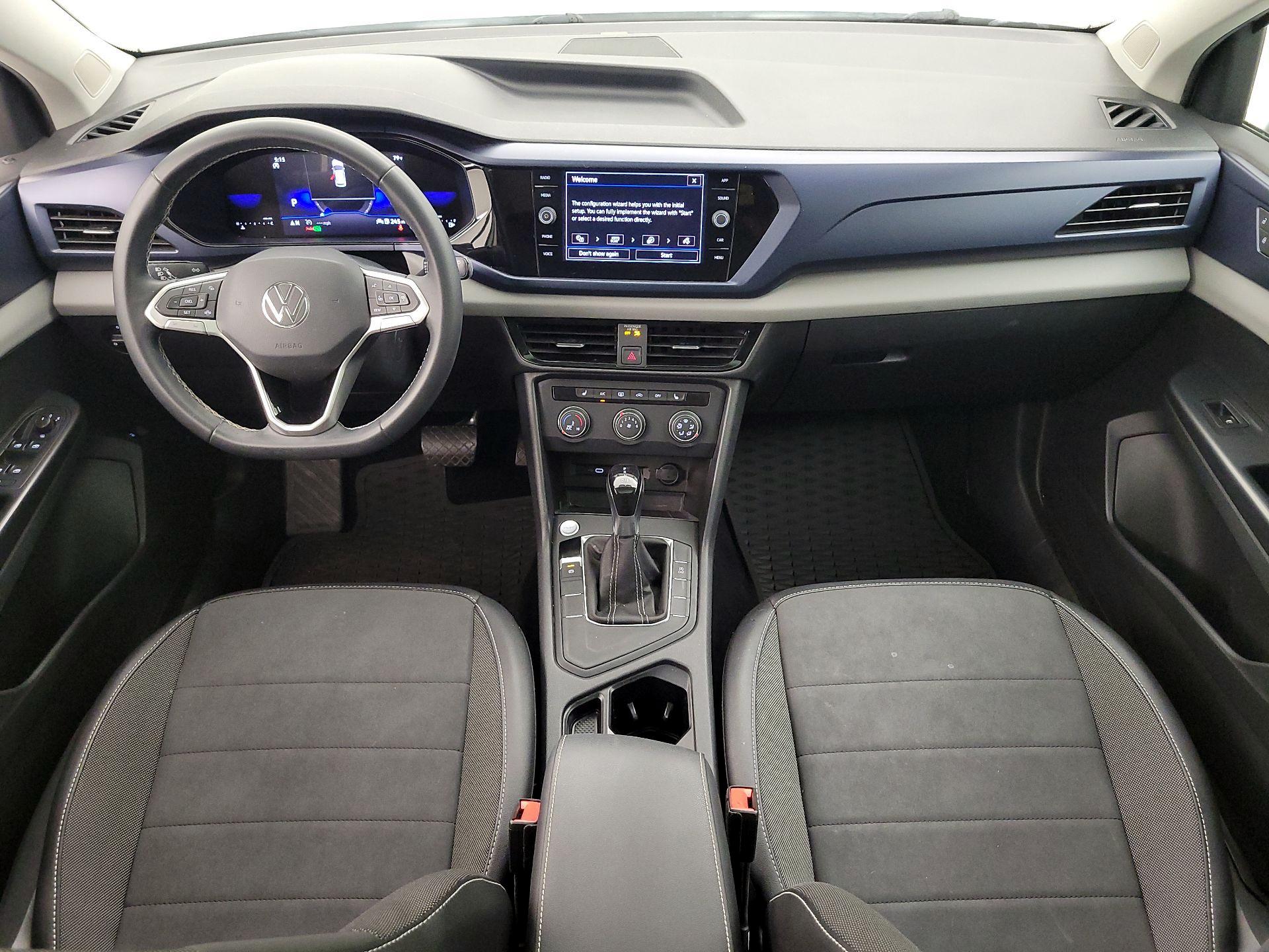 Thumbnail: 2022 Volkswagen Taos - 9