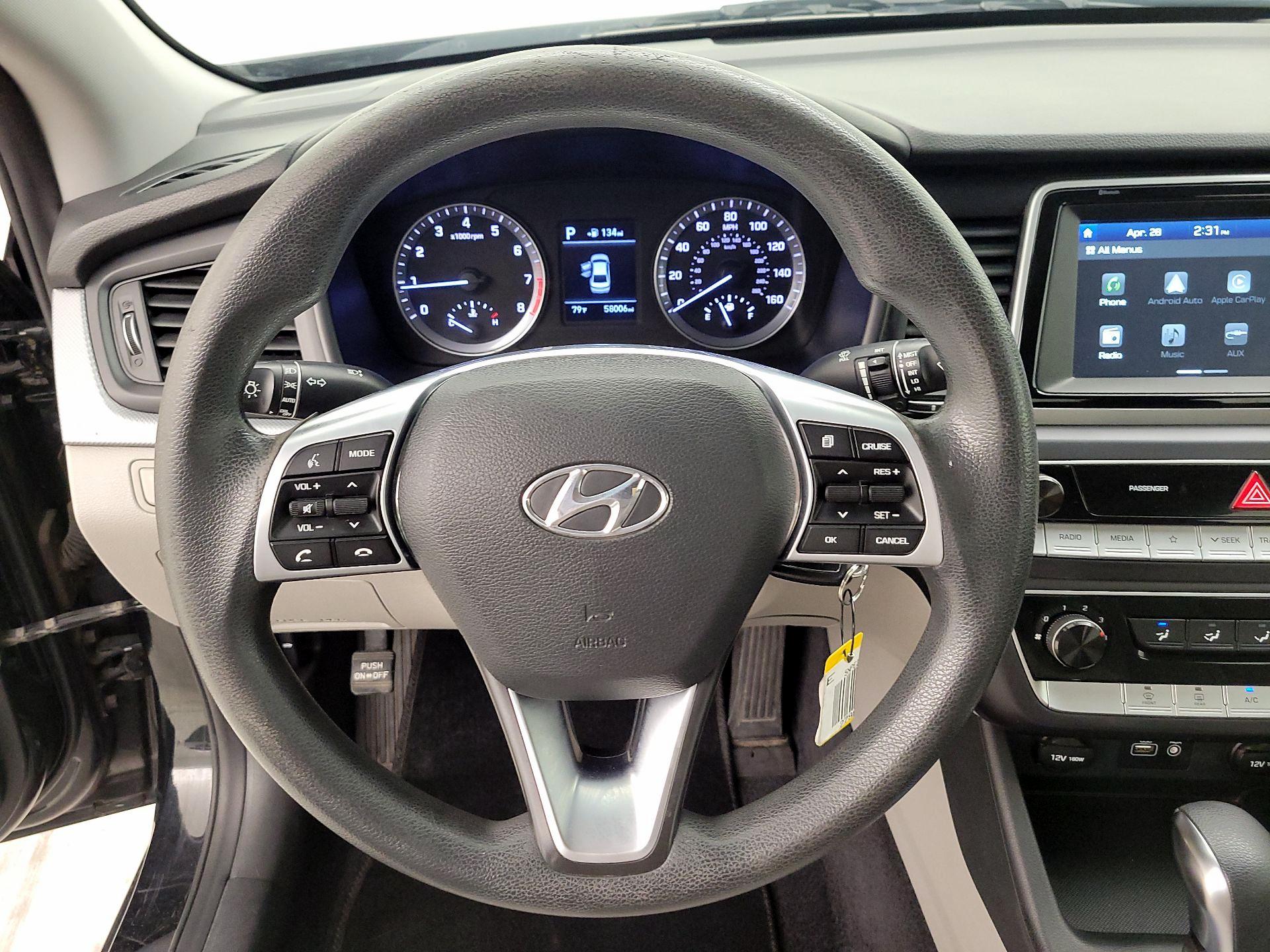 Thumbnail: 2019 Hyundai Sonata - 10