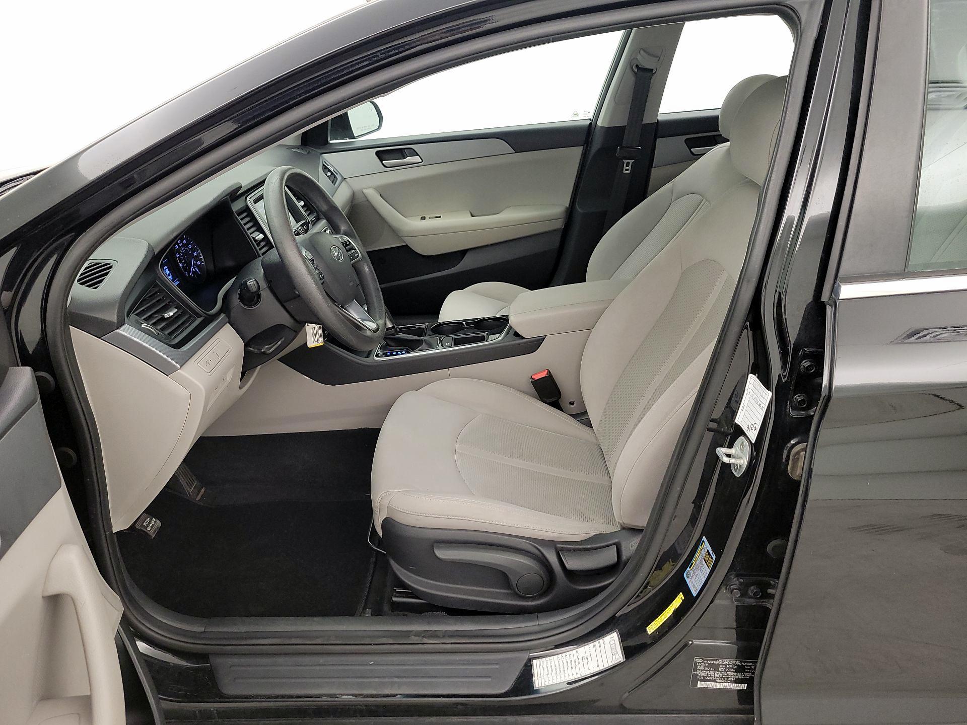 Thumbnail: 2019 Hyundai Sonata - 11