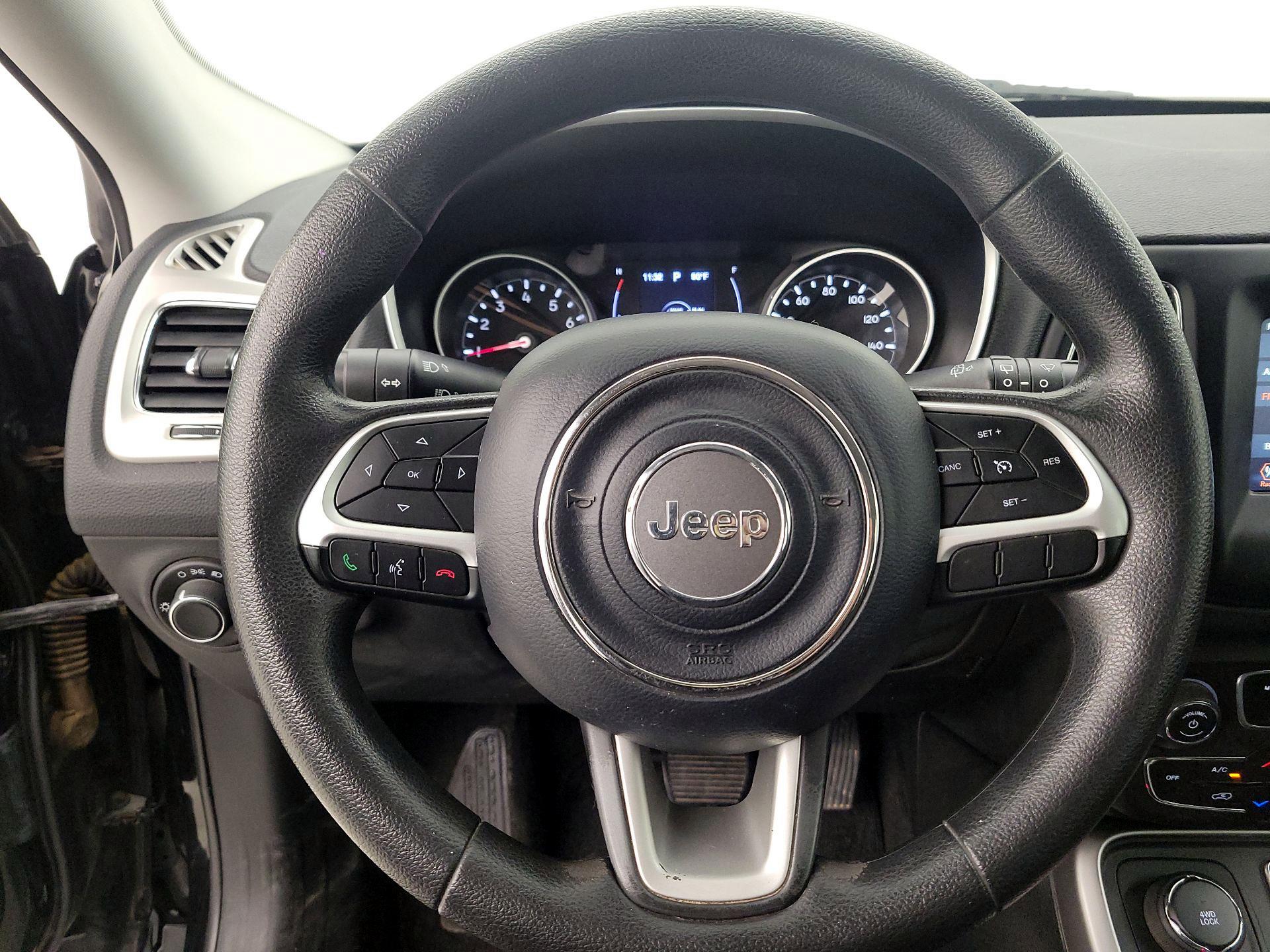 Thumbnail: 2019 Jeep Compass - 10