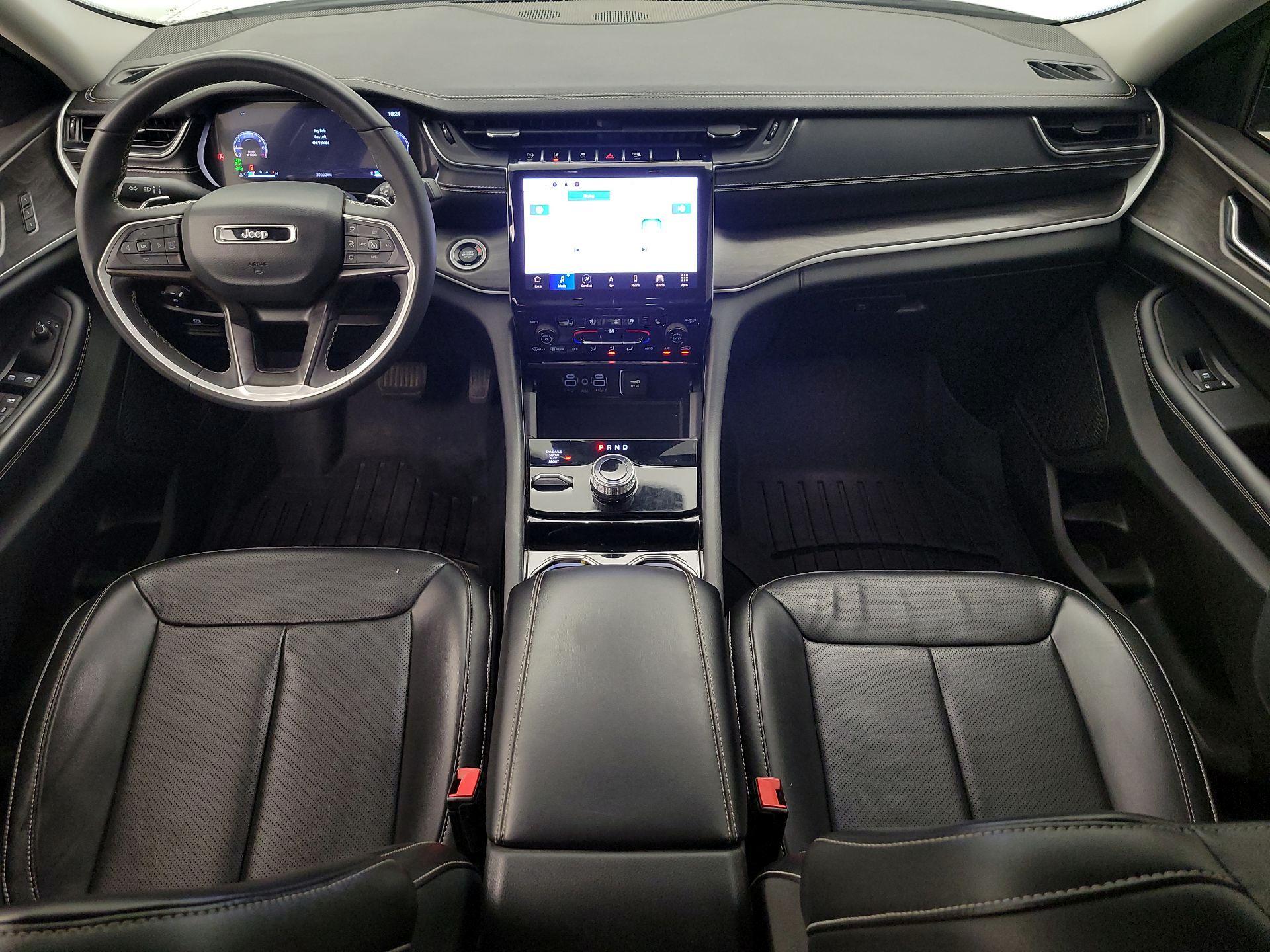 Thumbnail: 2023 Jeep Grand Cherokee - 9