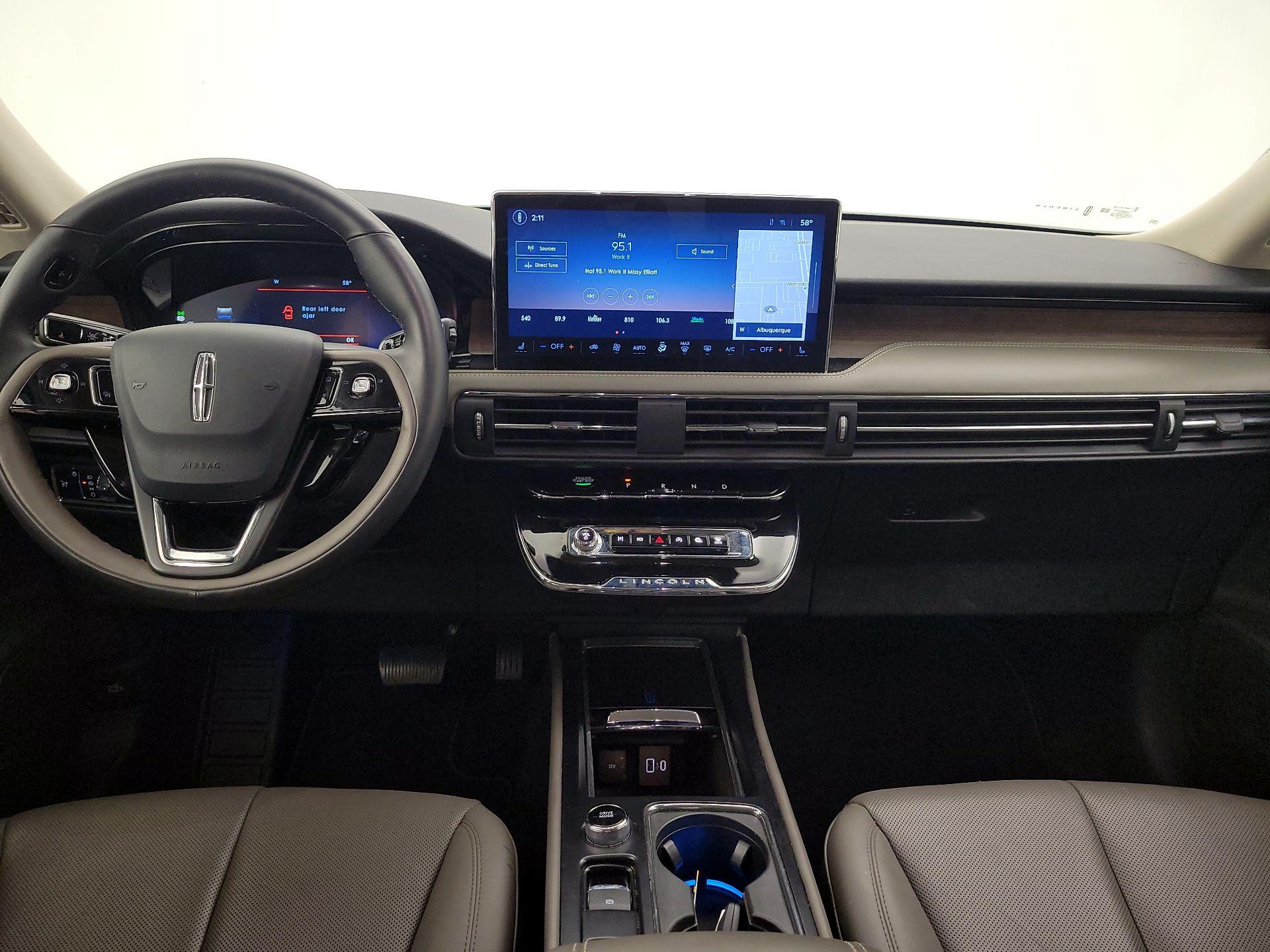 Thumbnail: 2024 Lincoln Corsair - 9