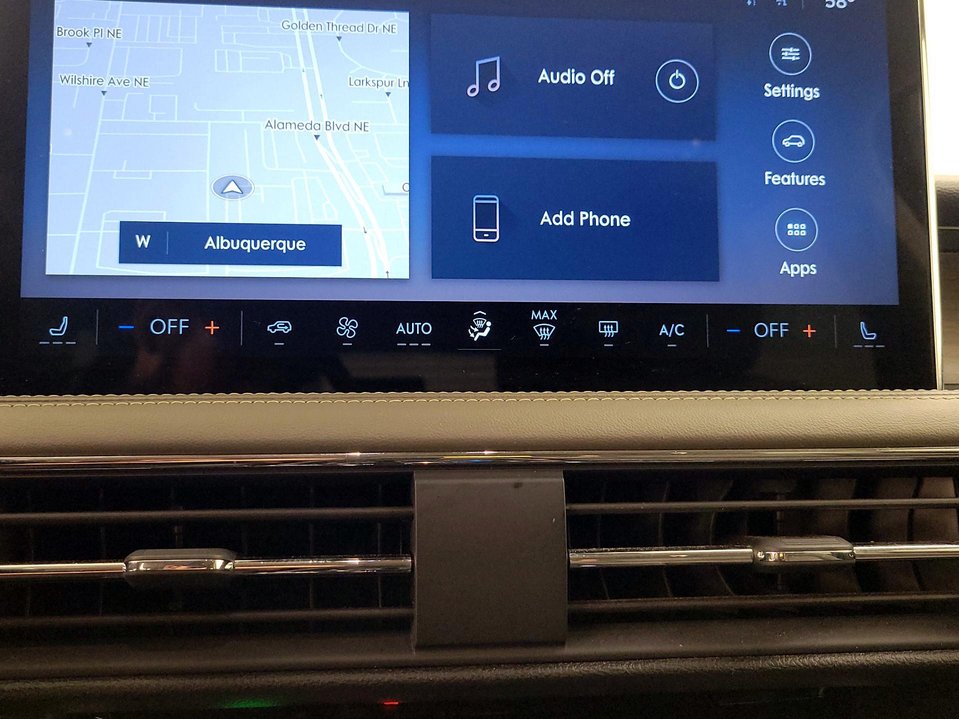 Thumbnail: 2024 Lincoln Corsair - 17