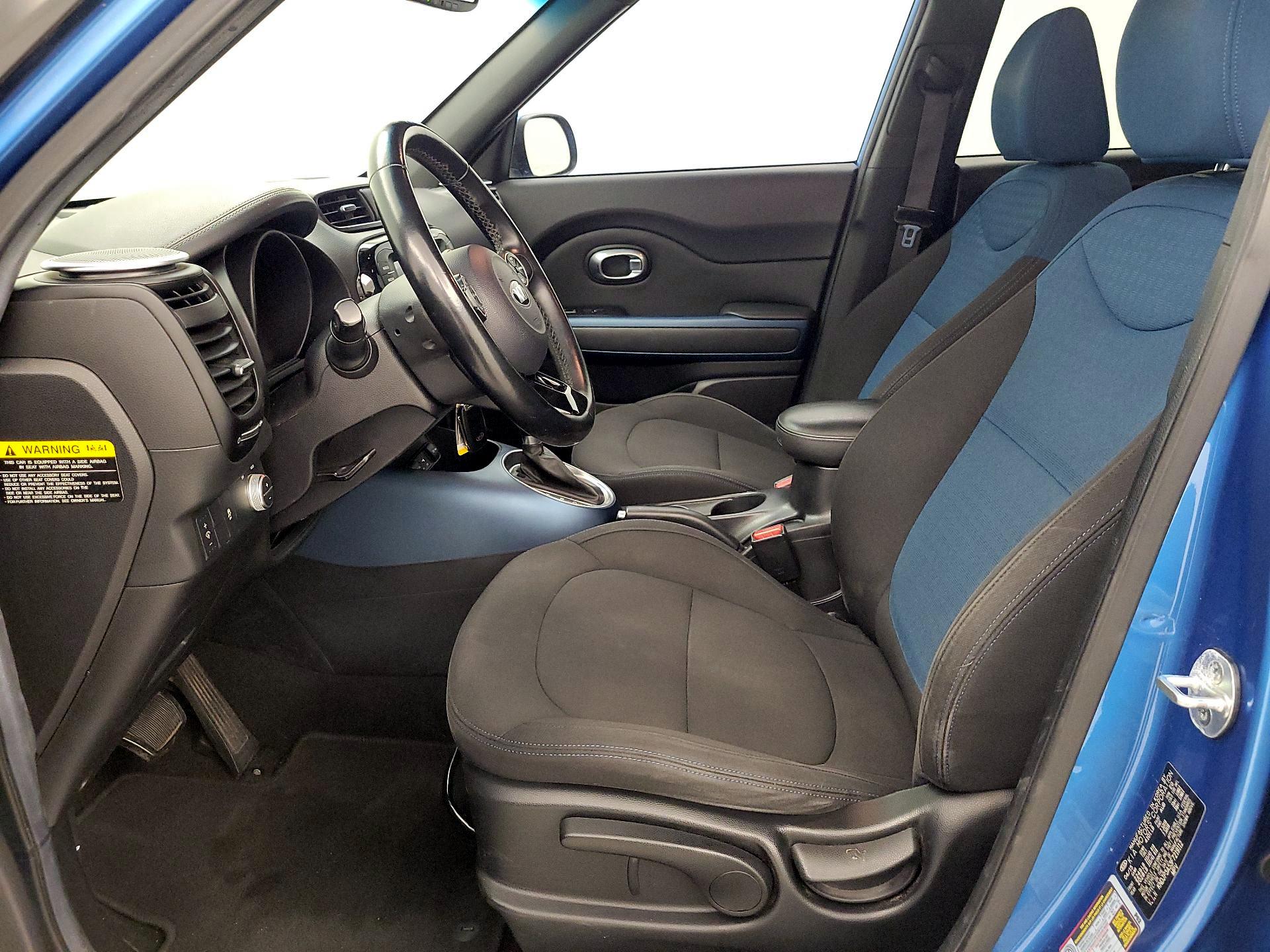 Thumbnail: 2015 Kia Soul - 11