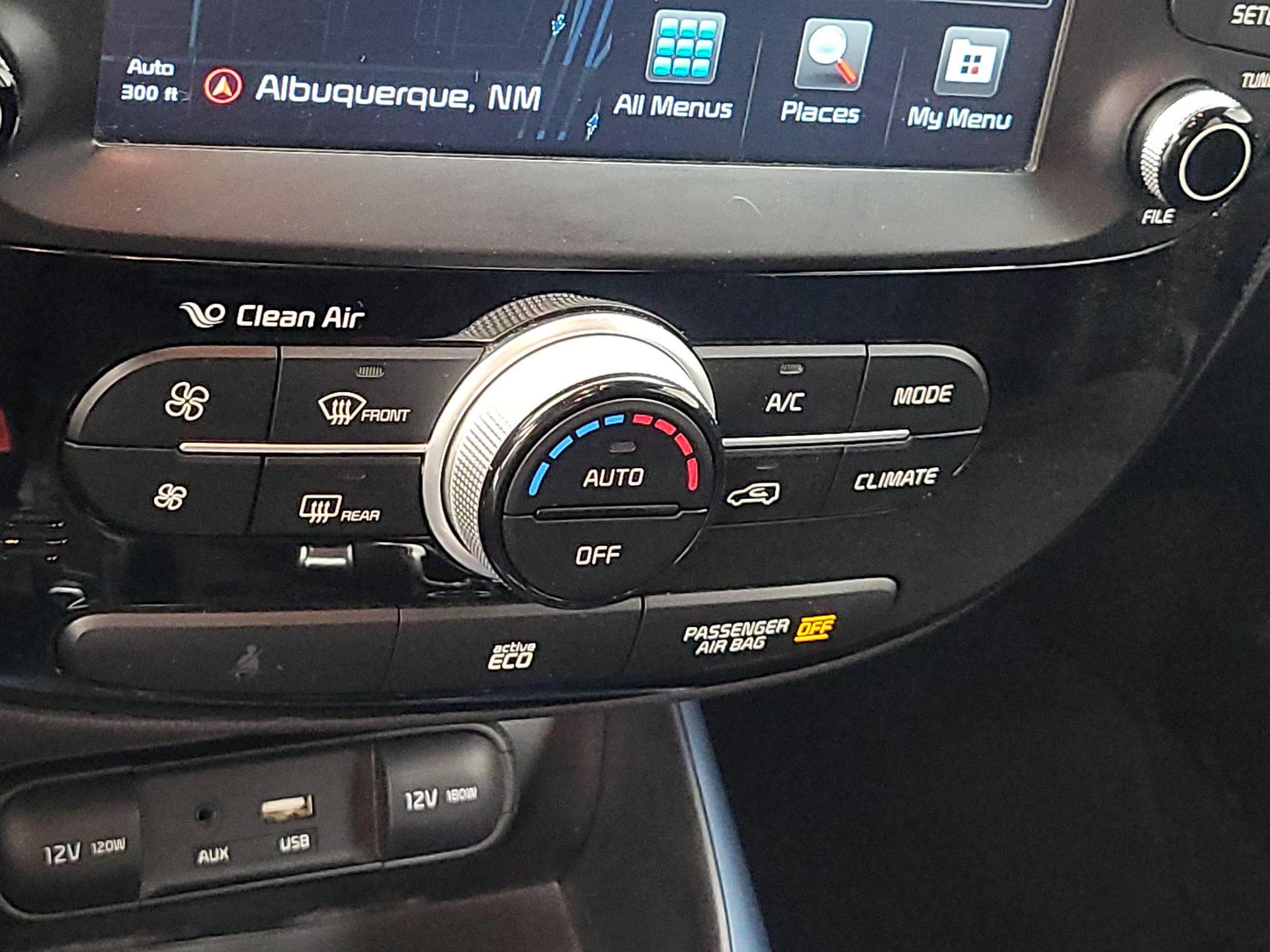 Thumbnail: 2015 Kia Soul - 17