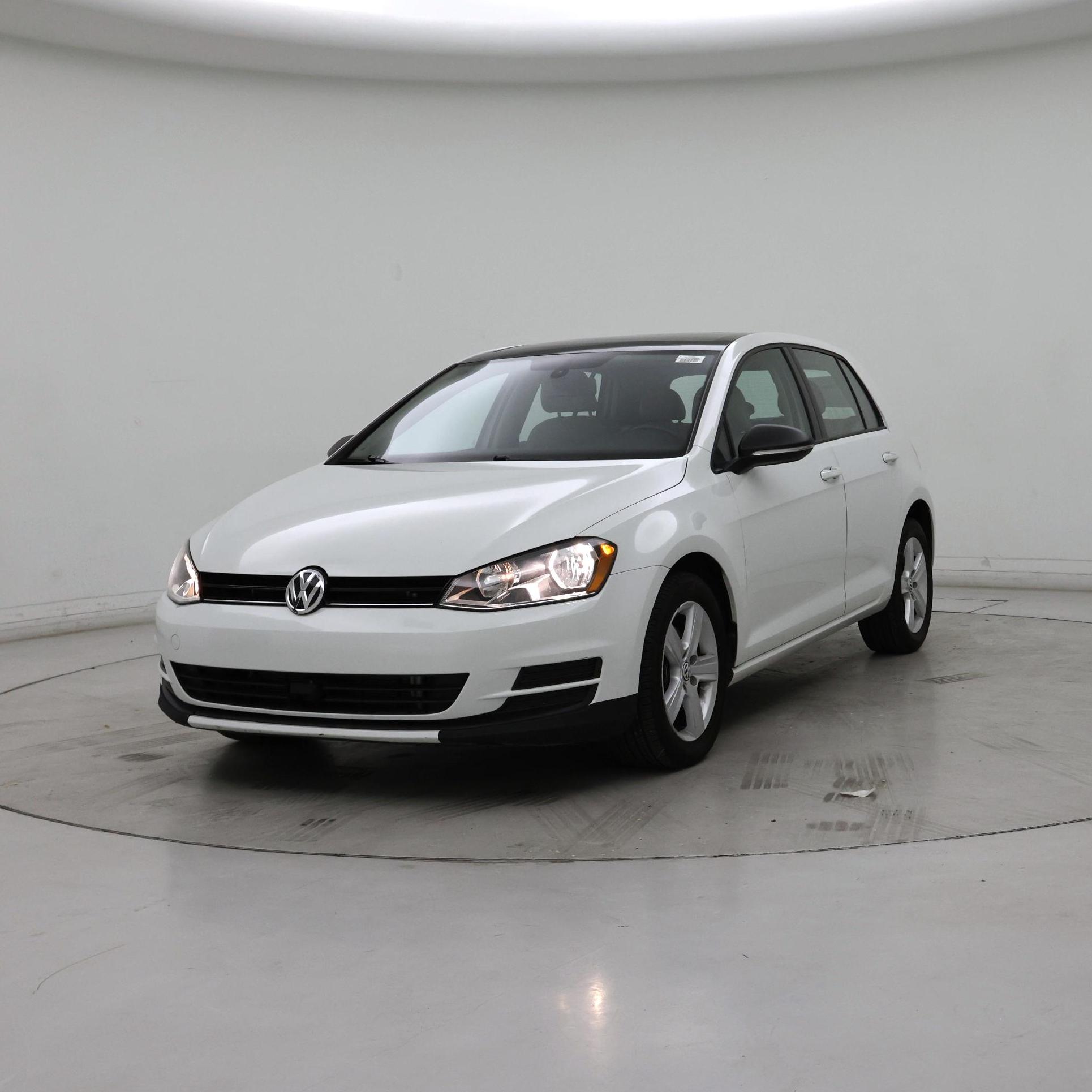 Thumbnail: 2017 Volkswagen Golf - 4
