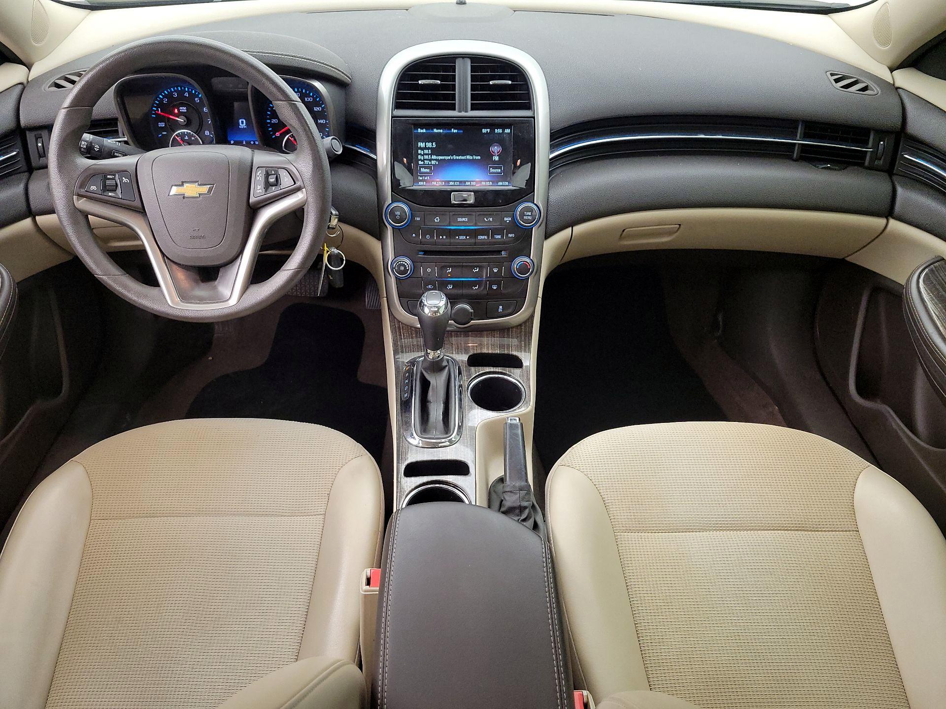 Thumbnail: 2015 Chevrolet Malibu - 9