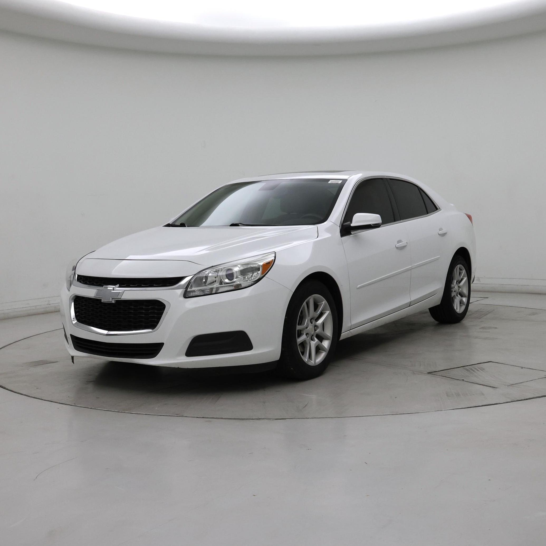 Thumbnail: 2015 Chevrolet Malibu - 4