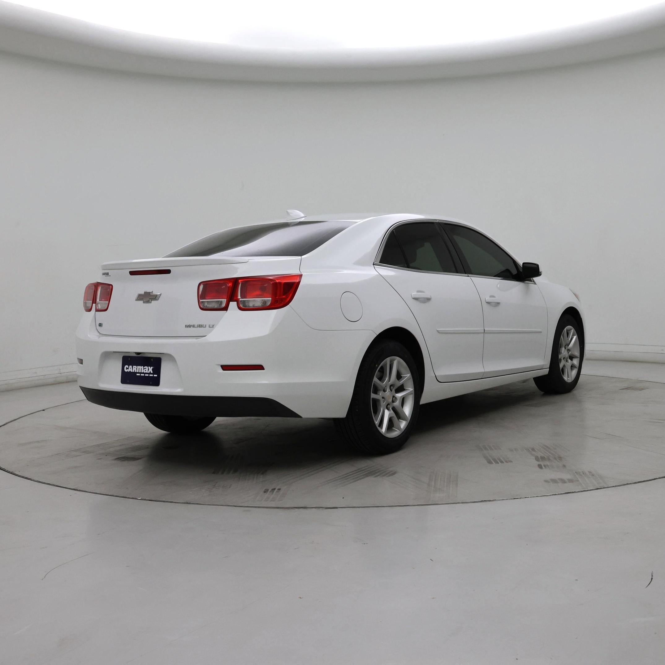 Thumbnail: 2015 Chevrolet Malibu - 8