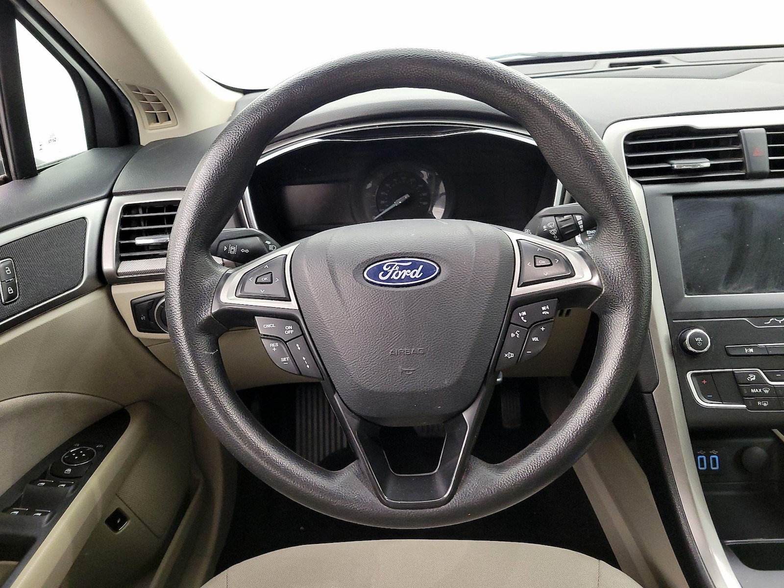 2019 Ford Fusion Hybrid SE - Photo 11