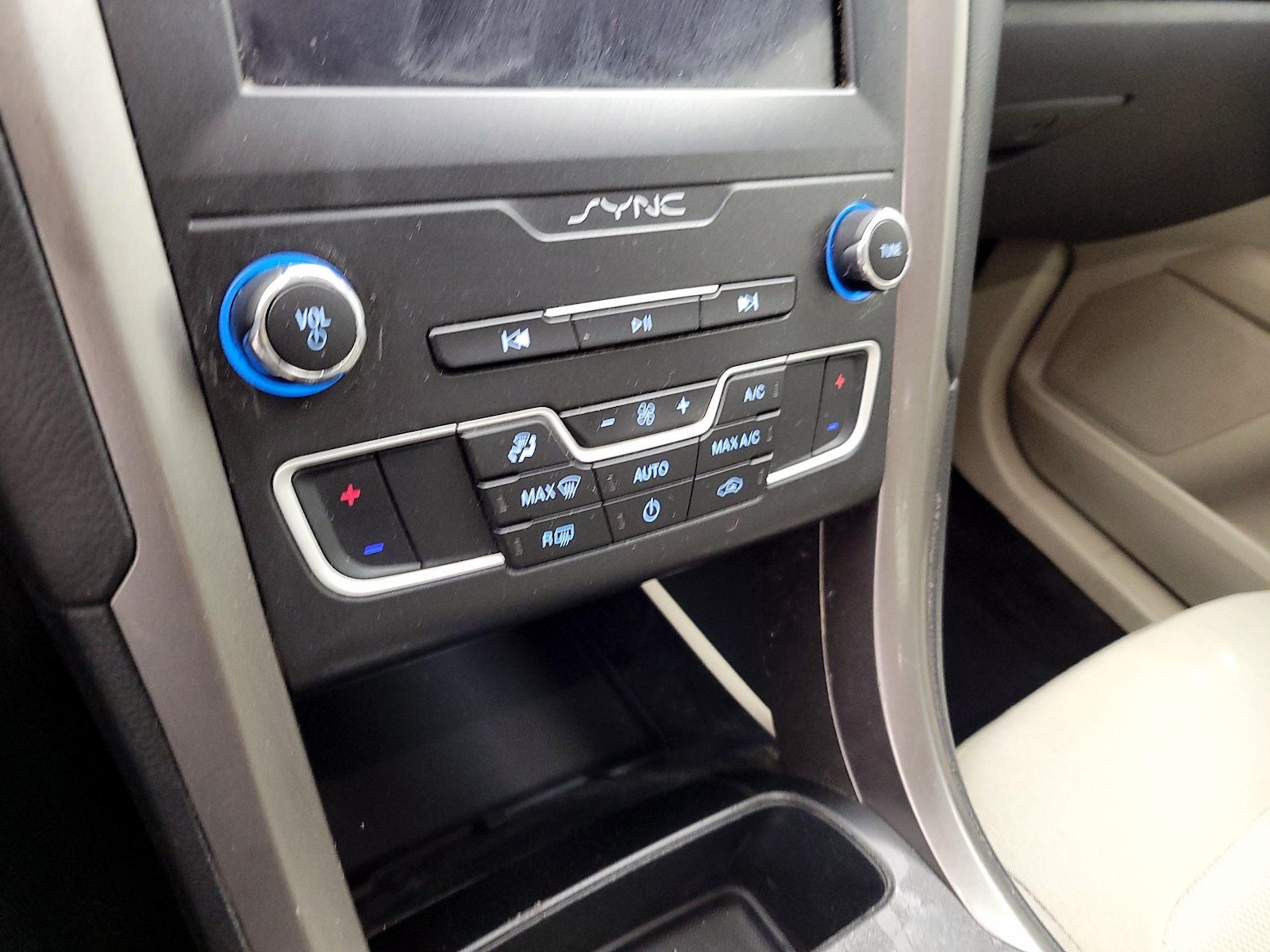 2019 Ford Fusion Hybrid SE - Photo 15