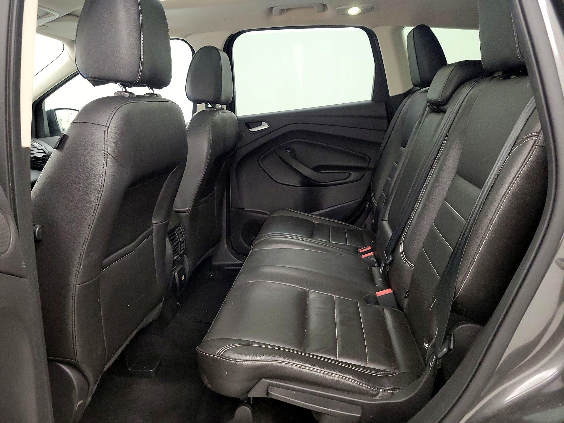 Thumbnail: 2016 Ford Escape - 20