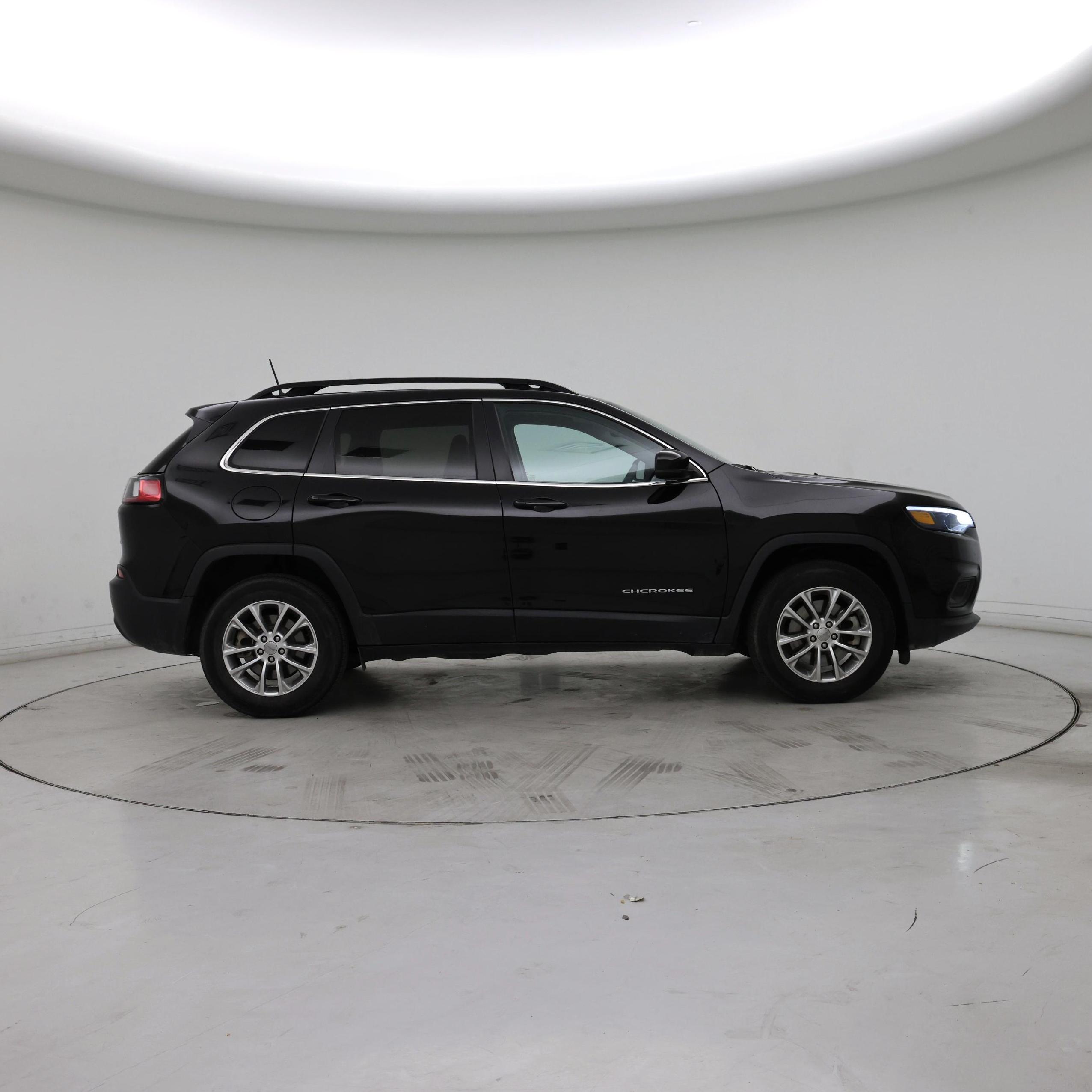 Thumbnail: 2022 Jeep Cherokee - 7