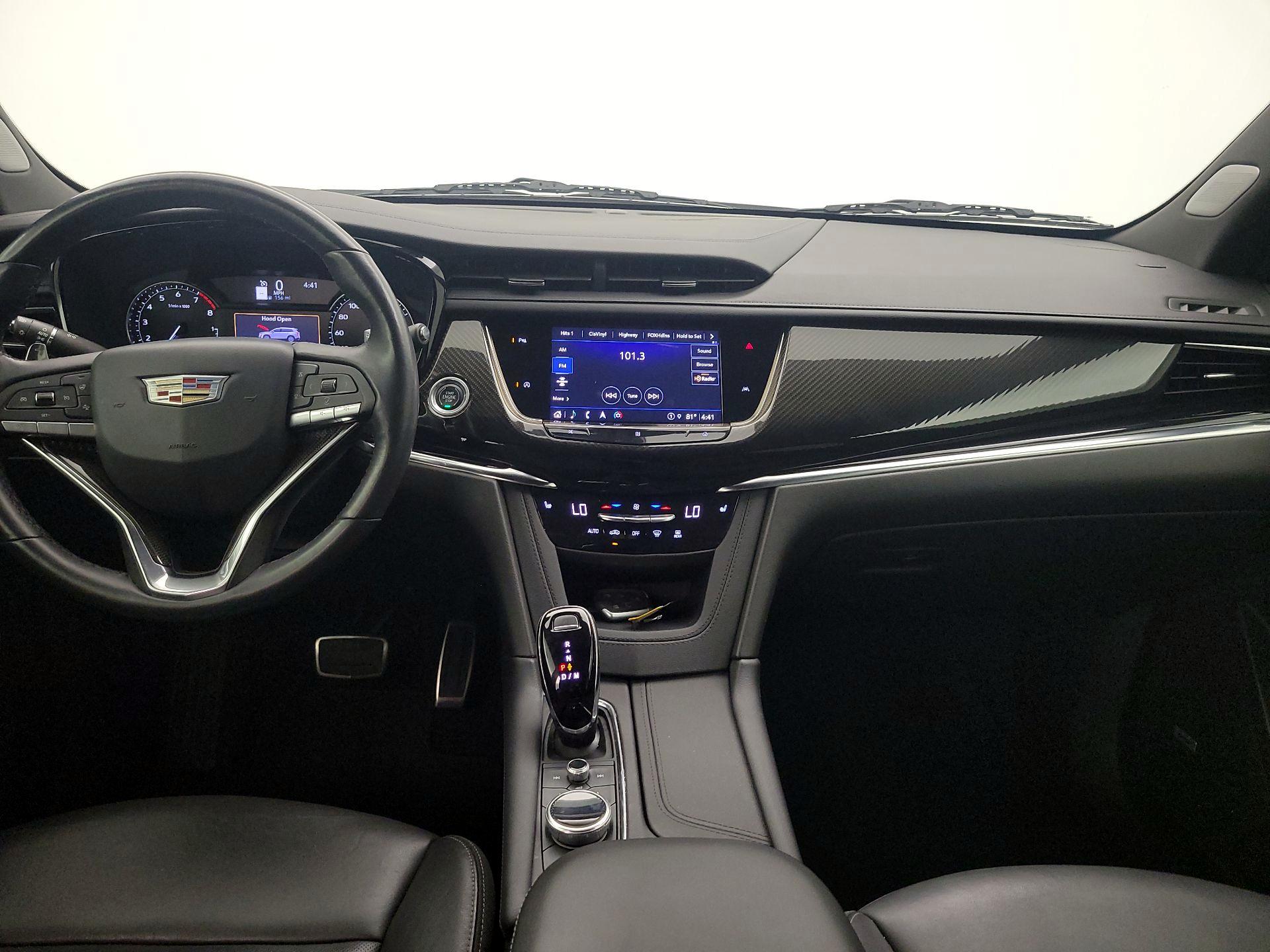 Thumbnail: 2021 Cadillac XT6 - 9