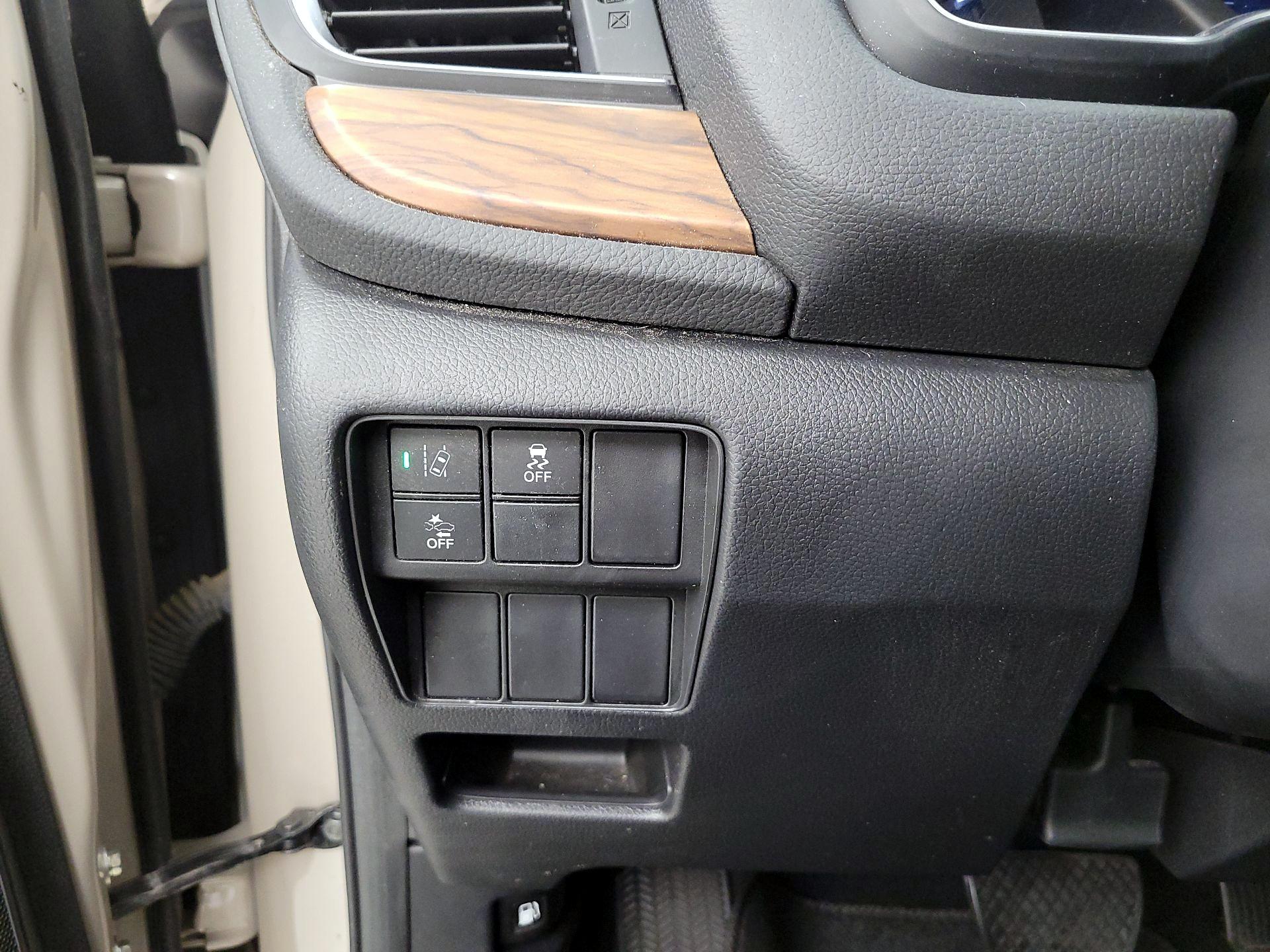 Thumbnail: 2019 Honda CR-V - 13