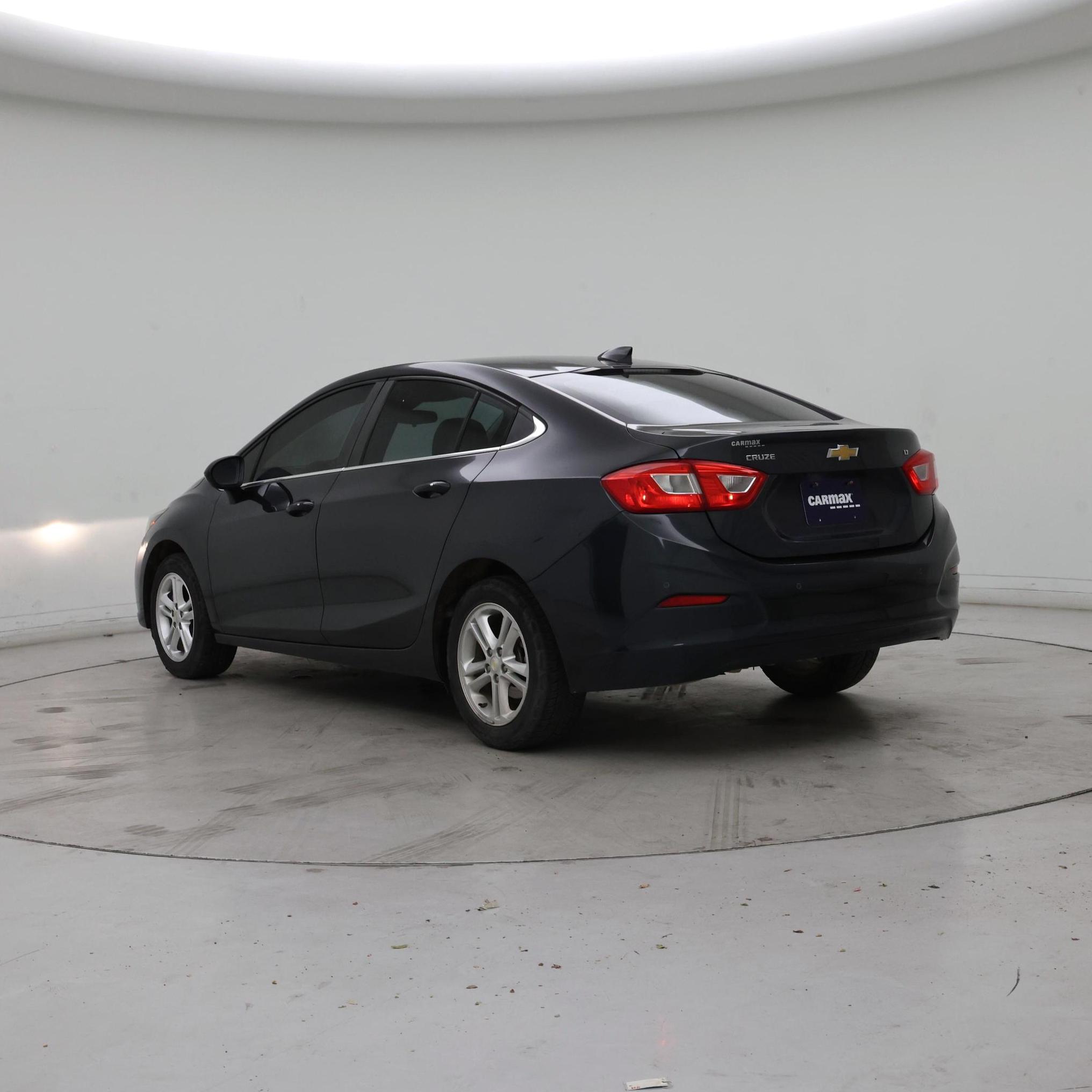 Thumbnail: 2017 Chevrolet Cruze - 2