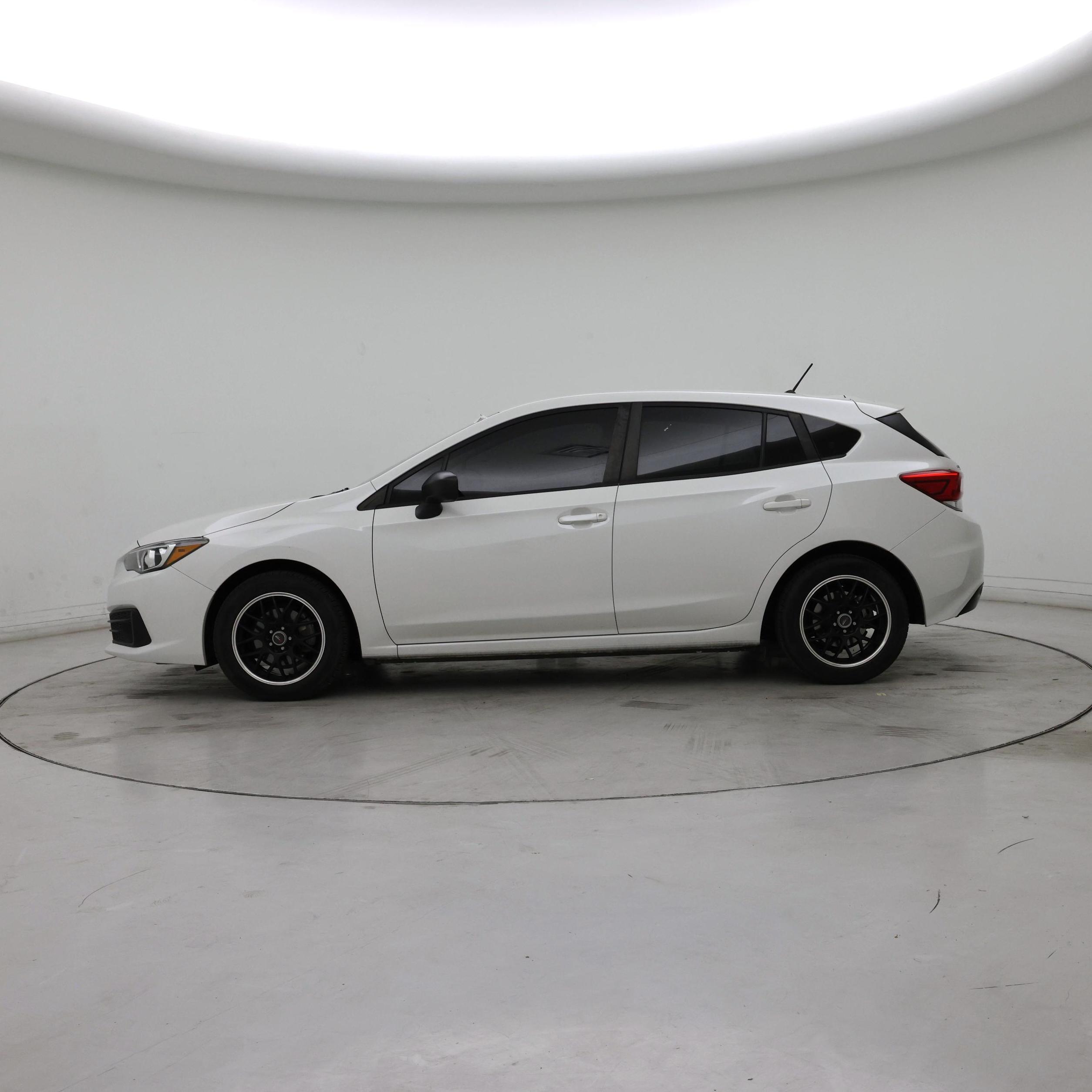 Thumbnail: 2022 Subaru Impreza - 3