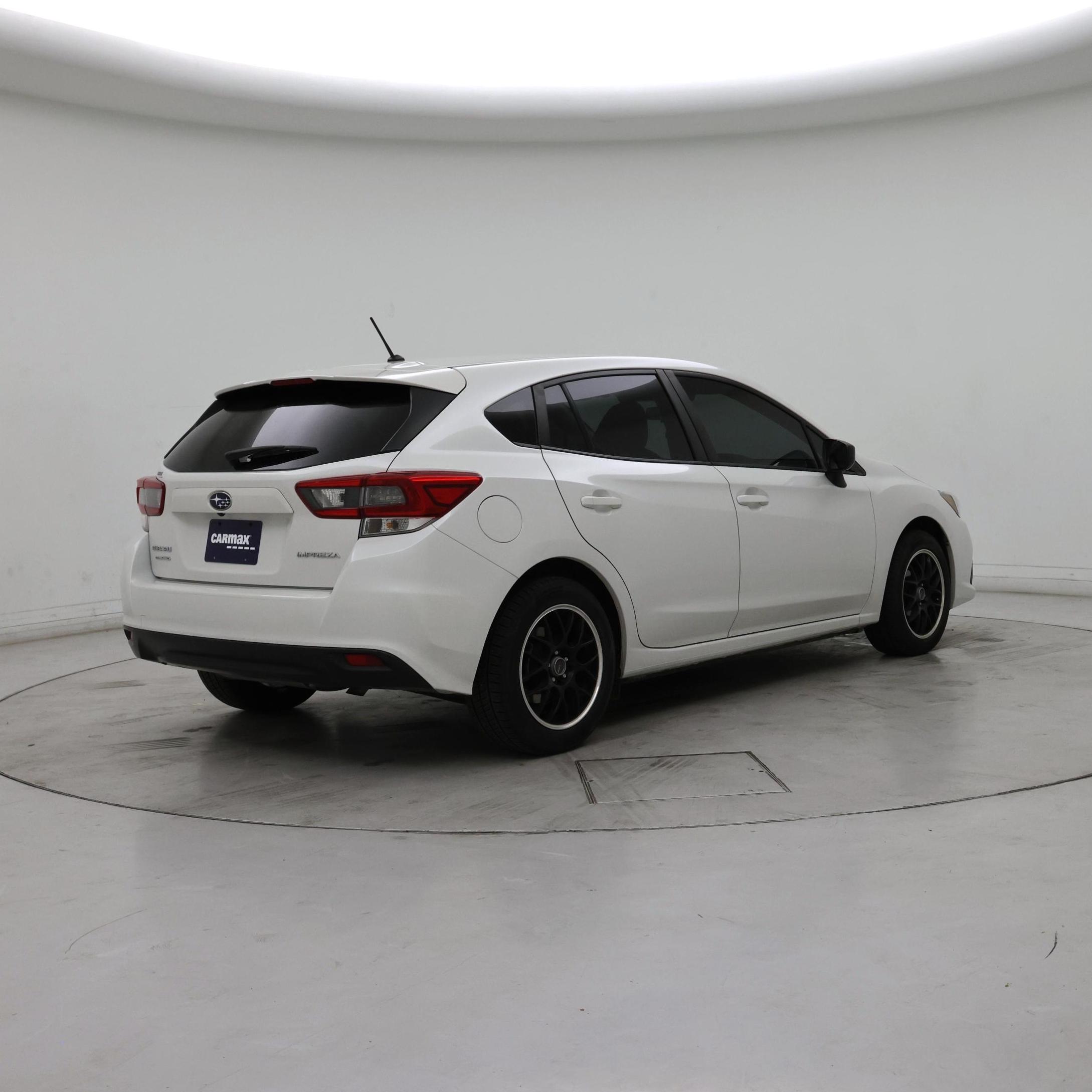 Thumbnail: 2022 Subaru Impreza - 8