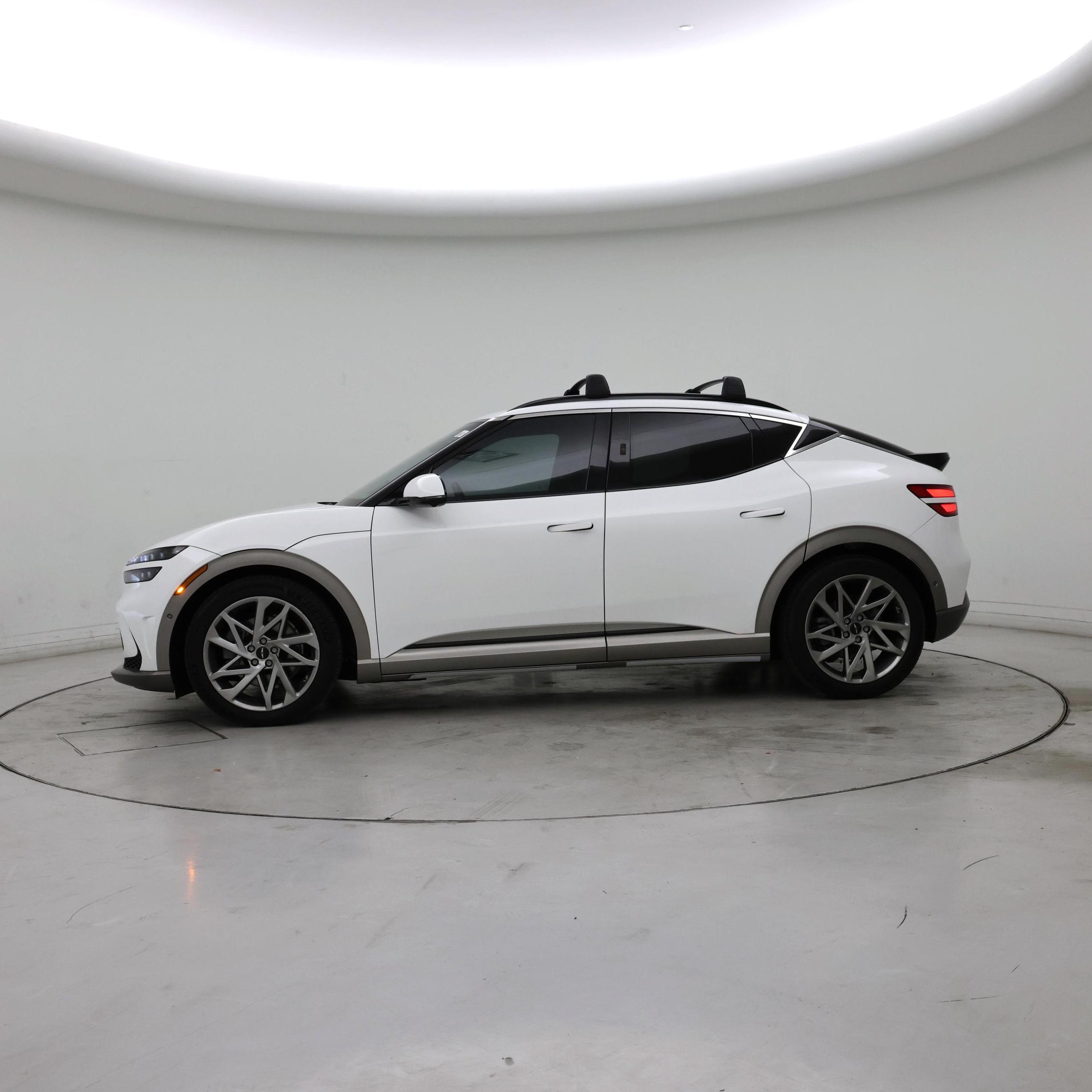 Thumbnail: 2023 Genesis GV60 - 3