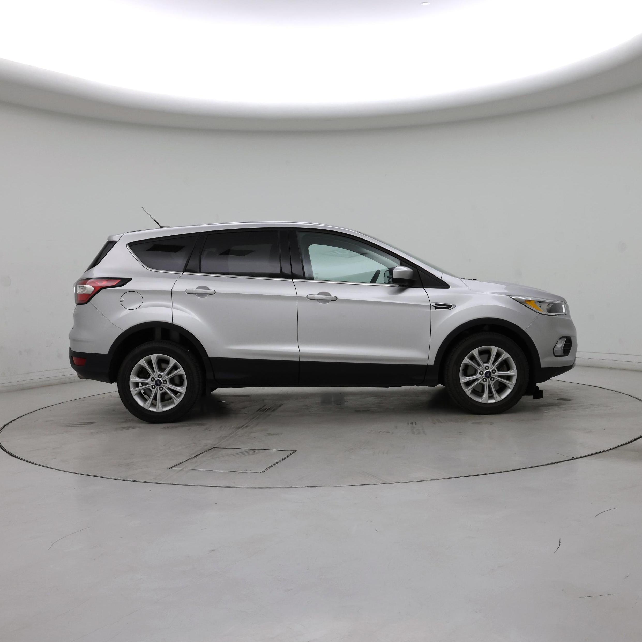 Thumbnail: 2017 Ford Escape - 7
