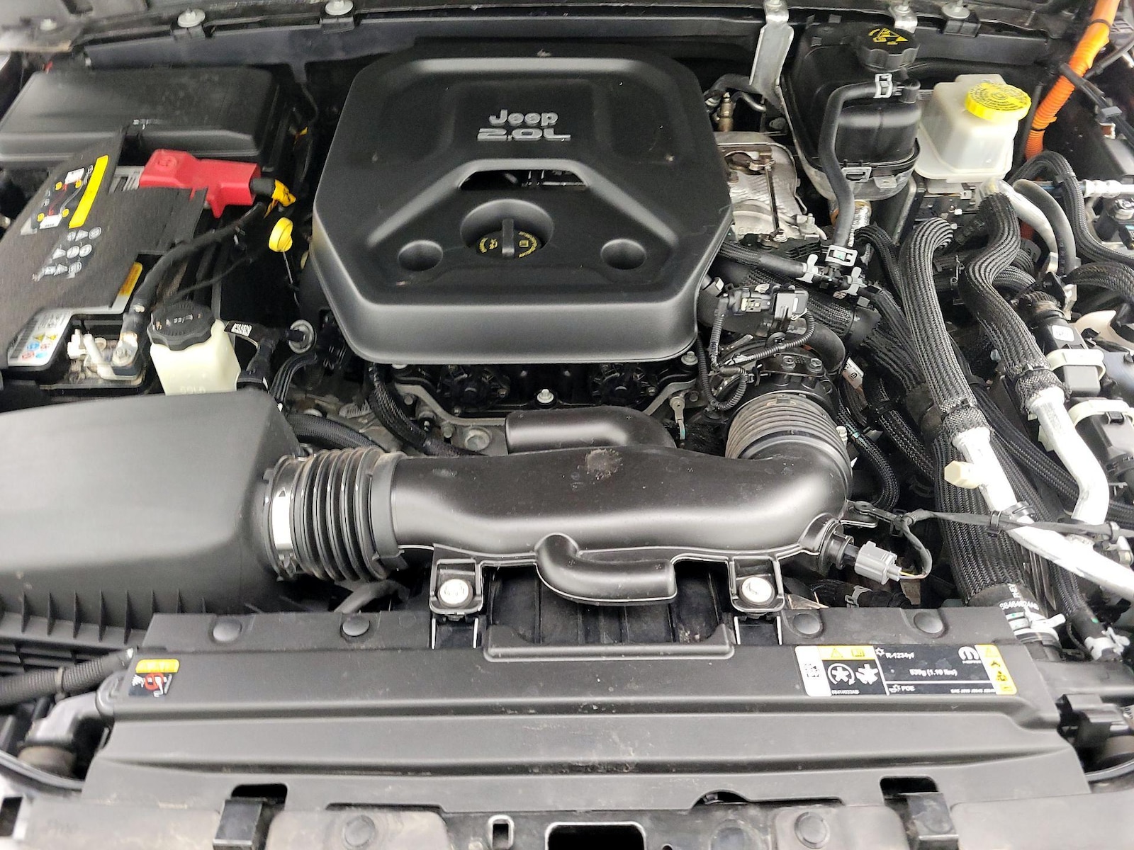 2022 Jeep Wrangler Unlimited Sahara 4XE - Photo 18