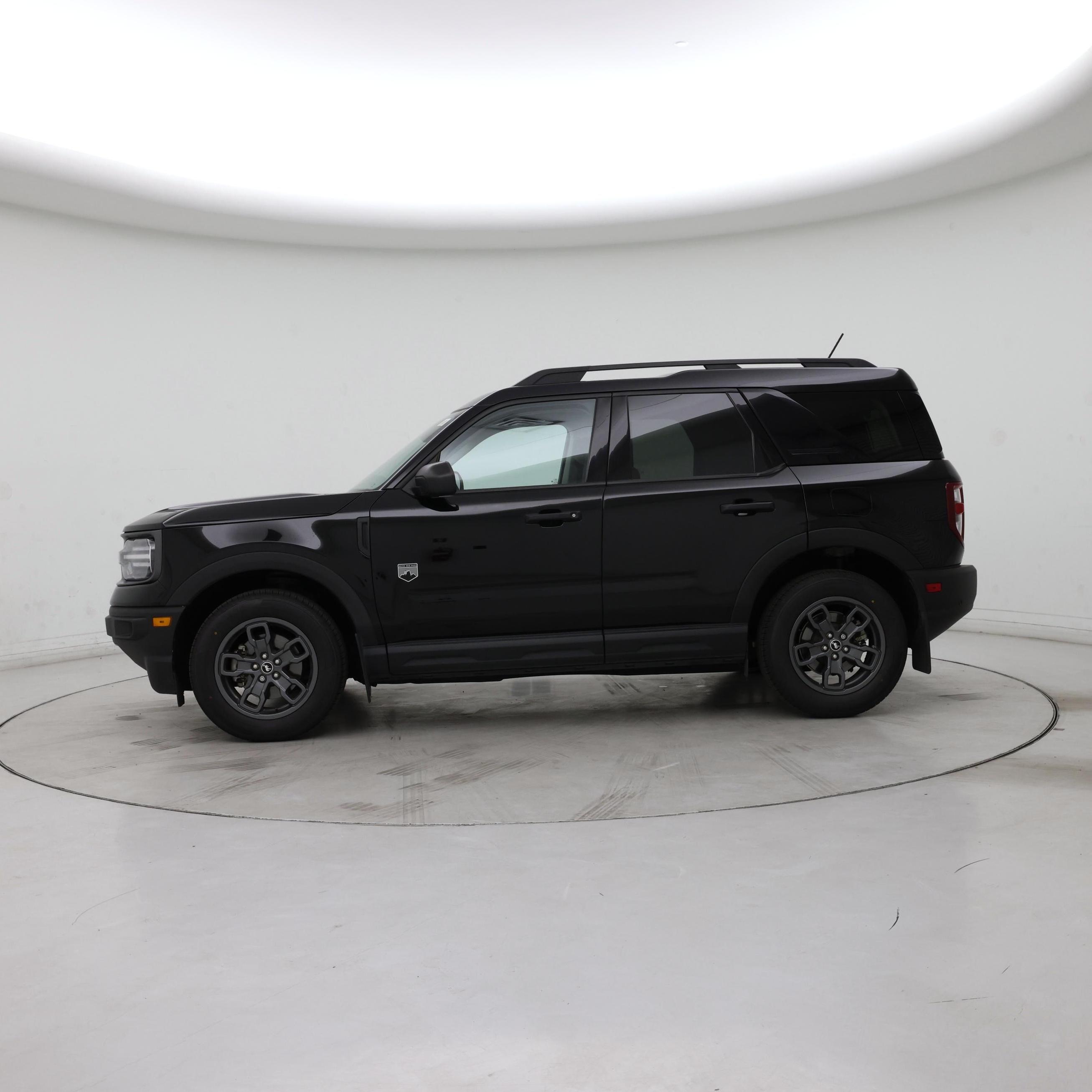 Thumbnail: 2023 Ford Bronco Sport - 3