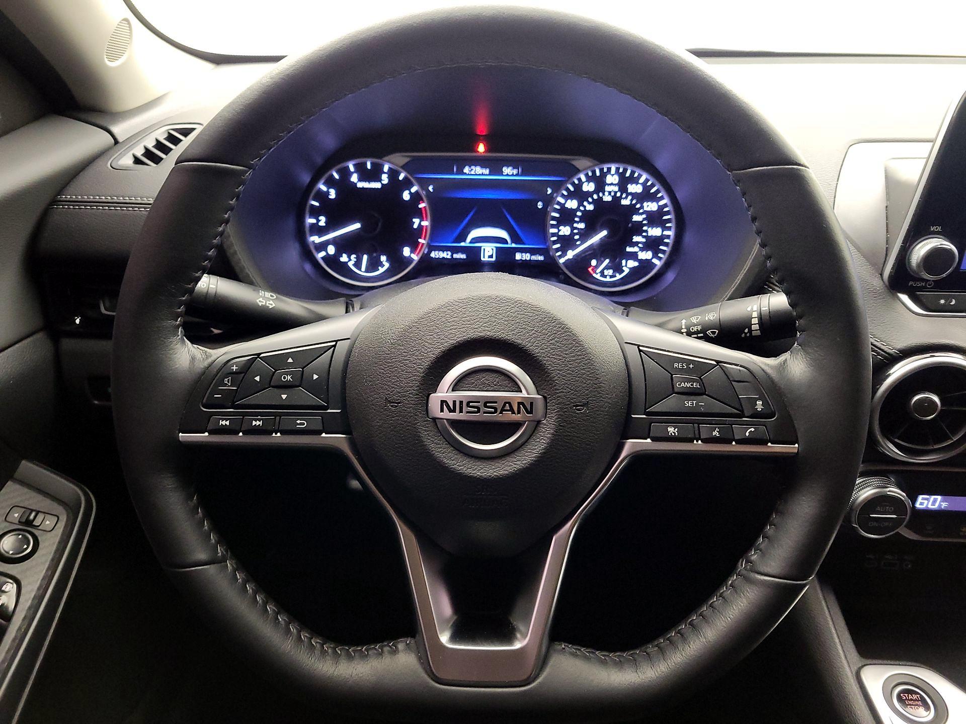 Thumbnail: 2023 Nissan Sentra - 10