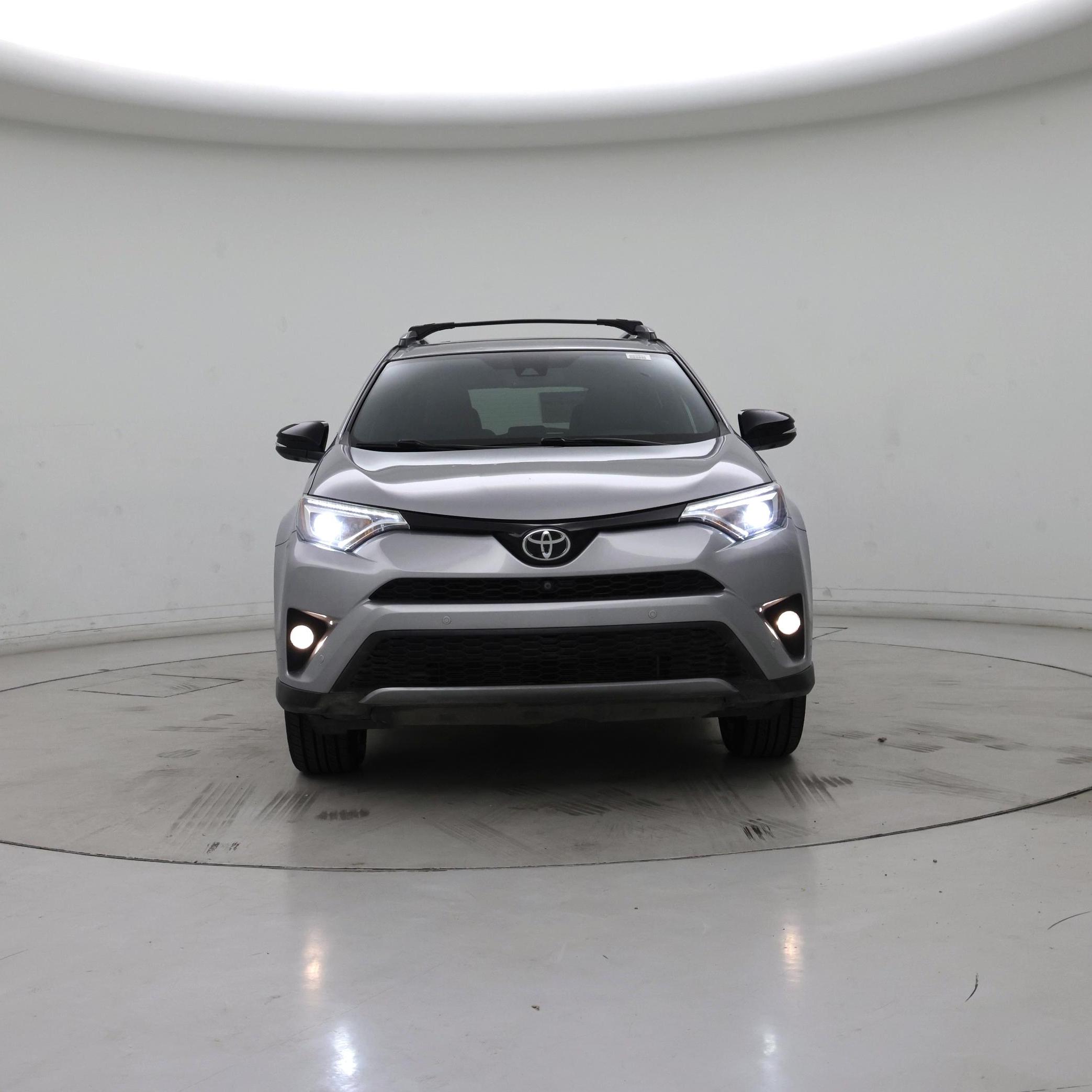 Thumbnail: 2017 Toyota RAV4 - 5