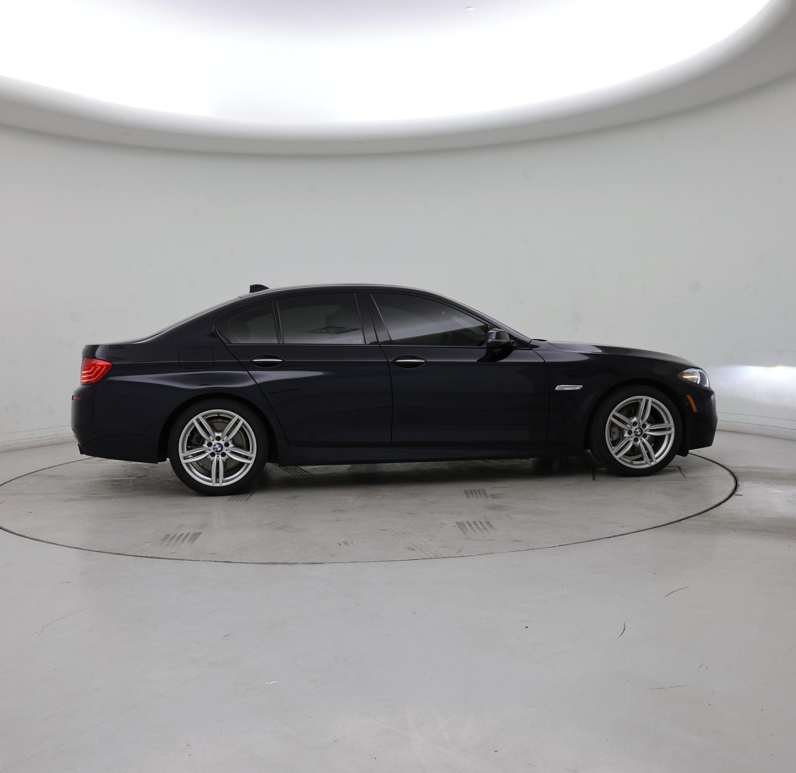 Thumbnail: 2016 BMW 5 Series - 7