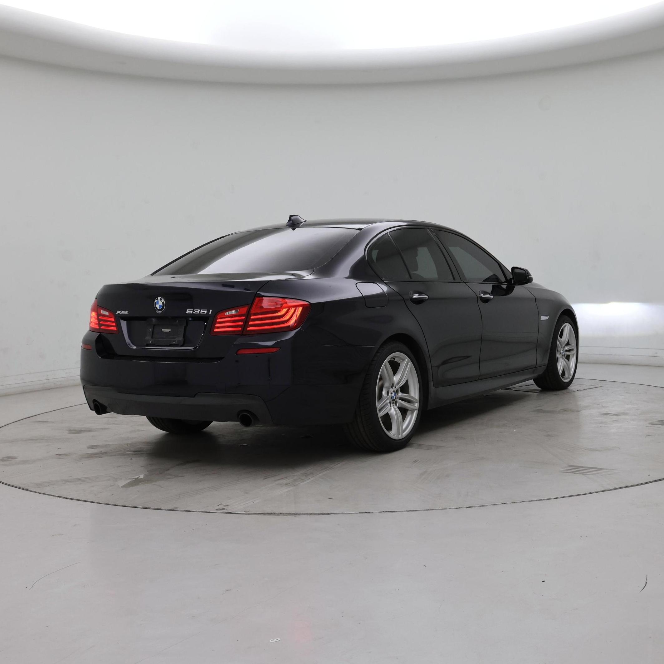 Thumbnail: 2016 BMW 5 Series - 8
