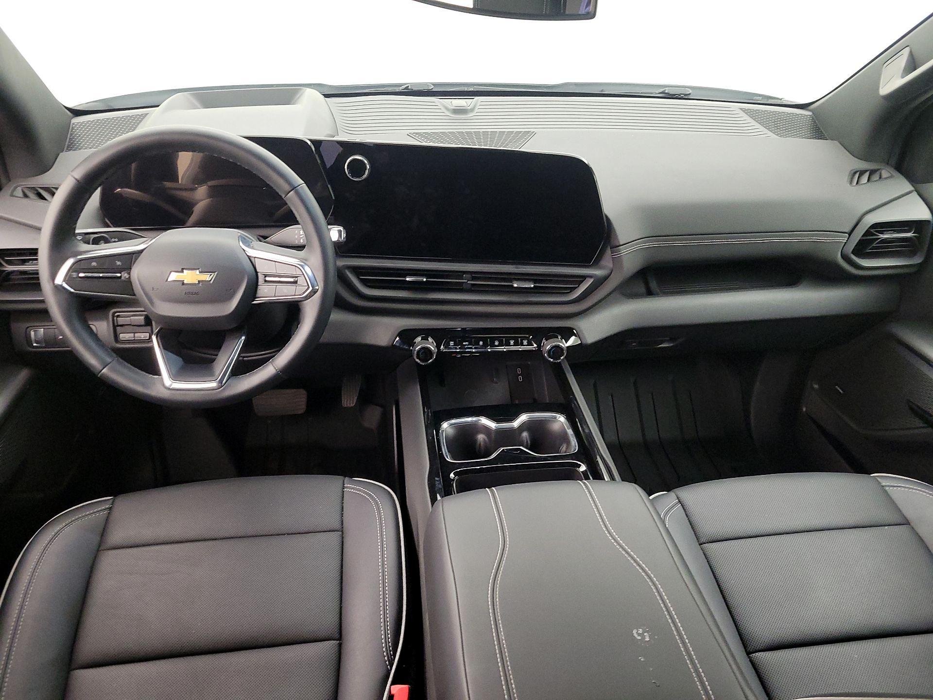 Thumbnail: 2025 Chevrolet Silverado EV - 9
