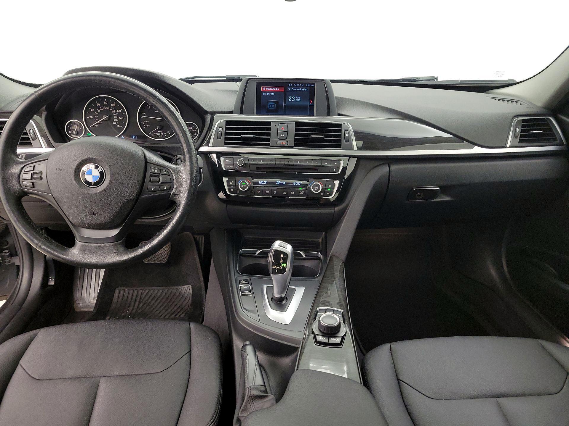 Thumbnail: 2018 BMW 3 Series - 9