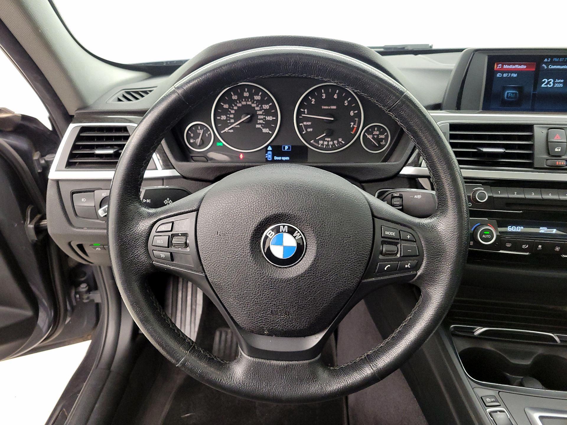Thumbnail: 2018 BMW 3 Series - 10